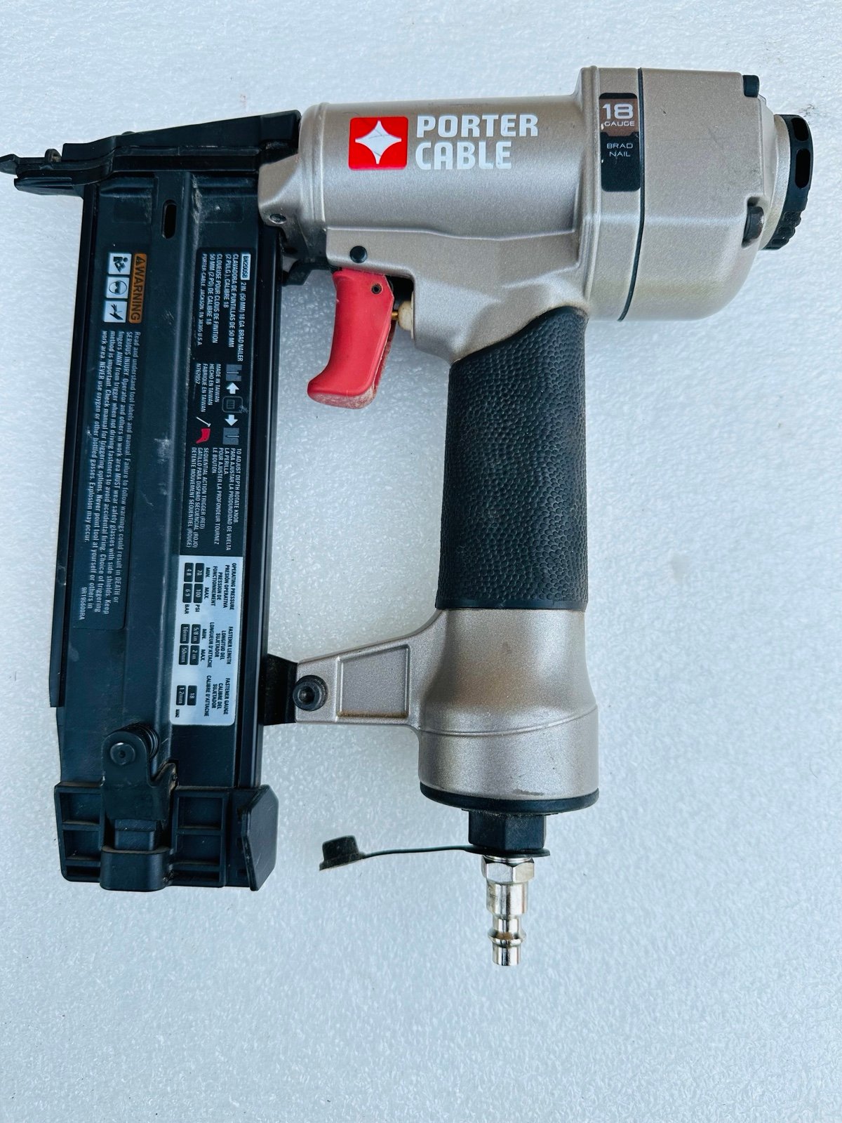 Porter Cable 5/8 in 18 Gauge Pneumatic Brad Nailer Model BN200SB