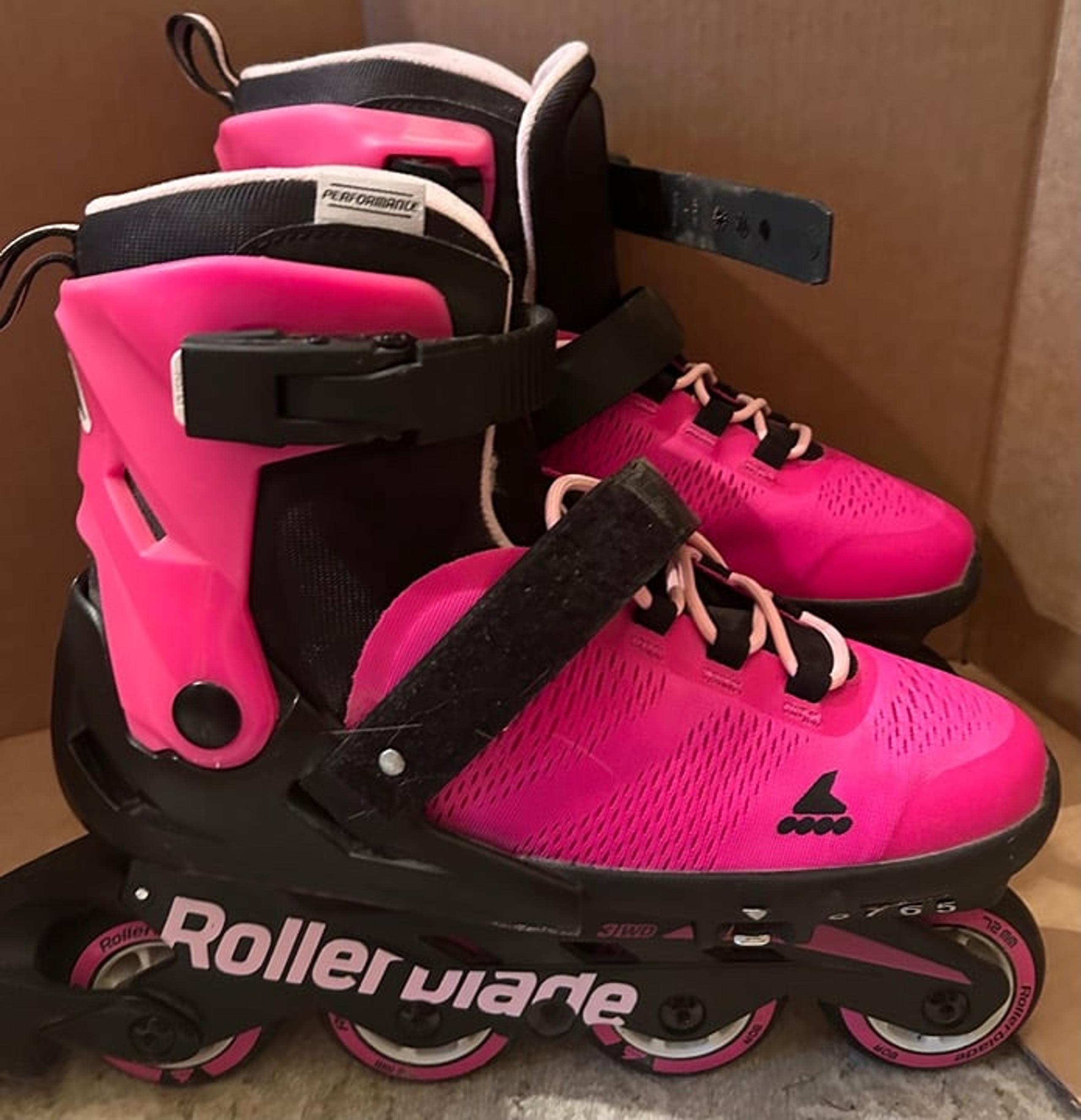 Skates