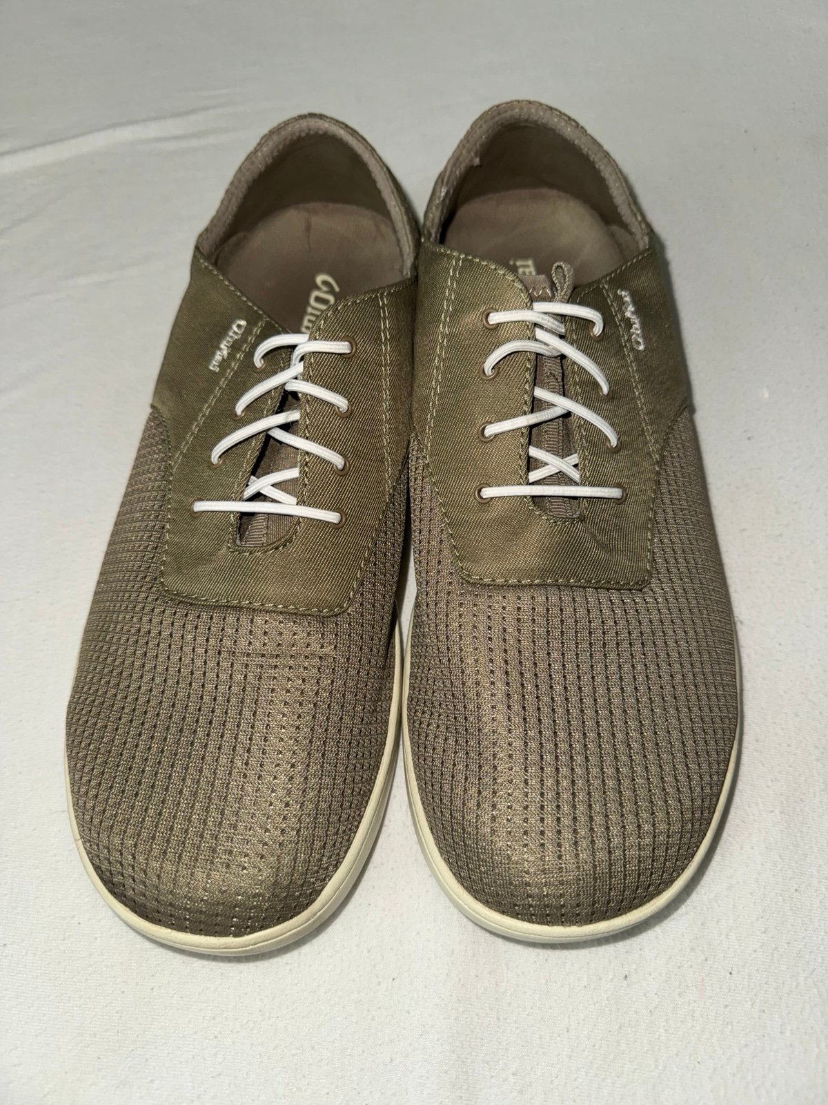 Olukai Men’s Shoes