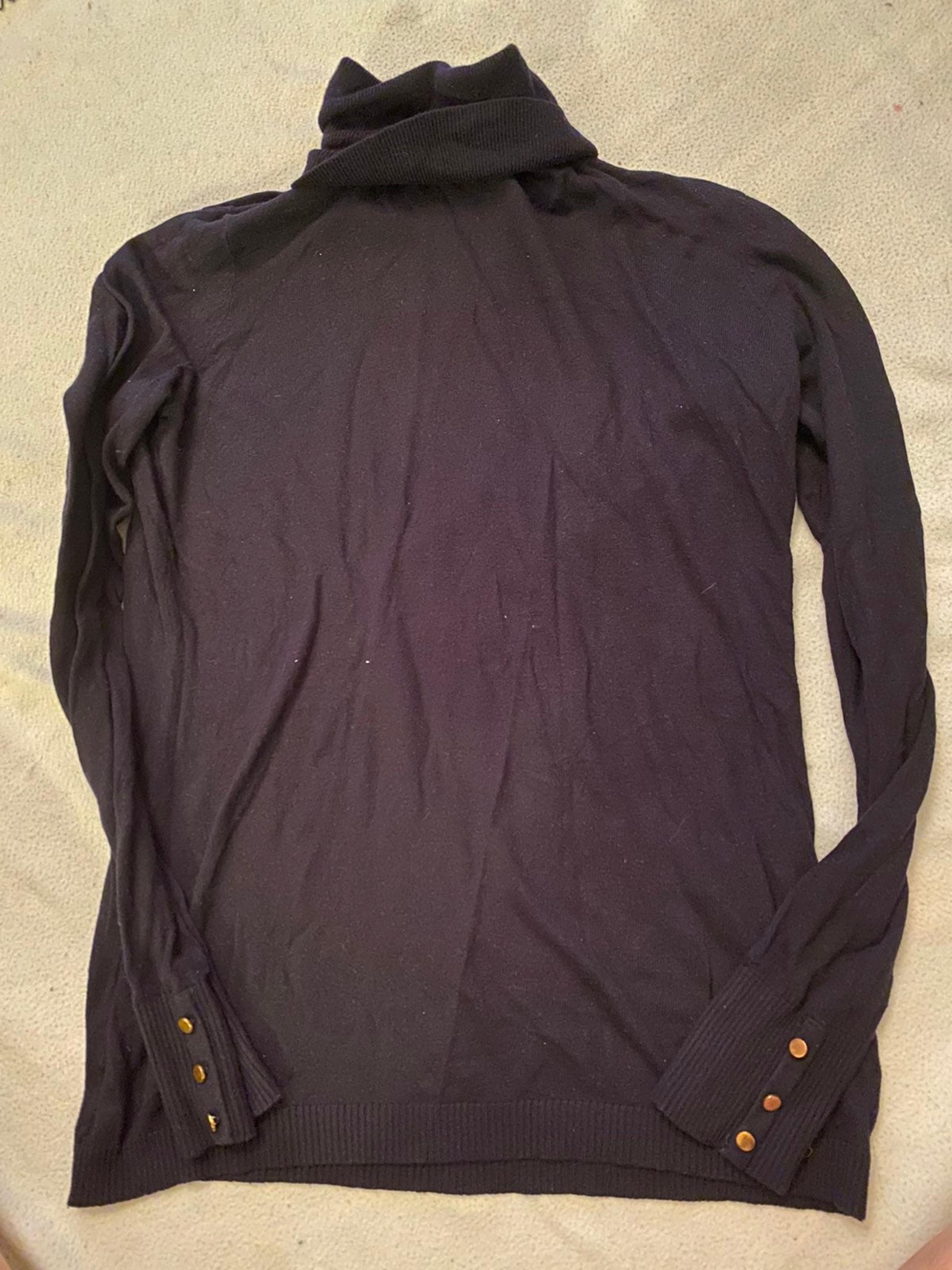 H & M uniform turtleneck long sleeve sweater size M