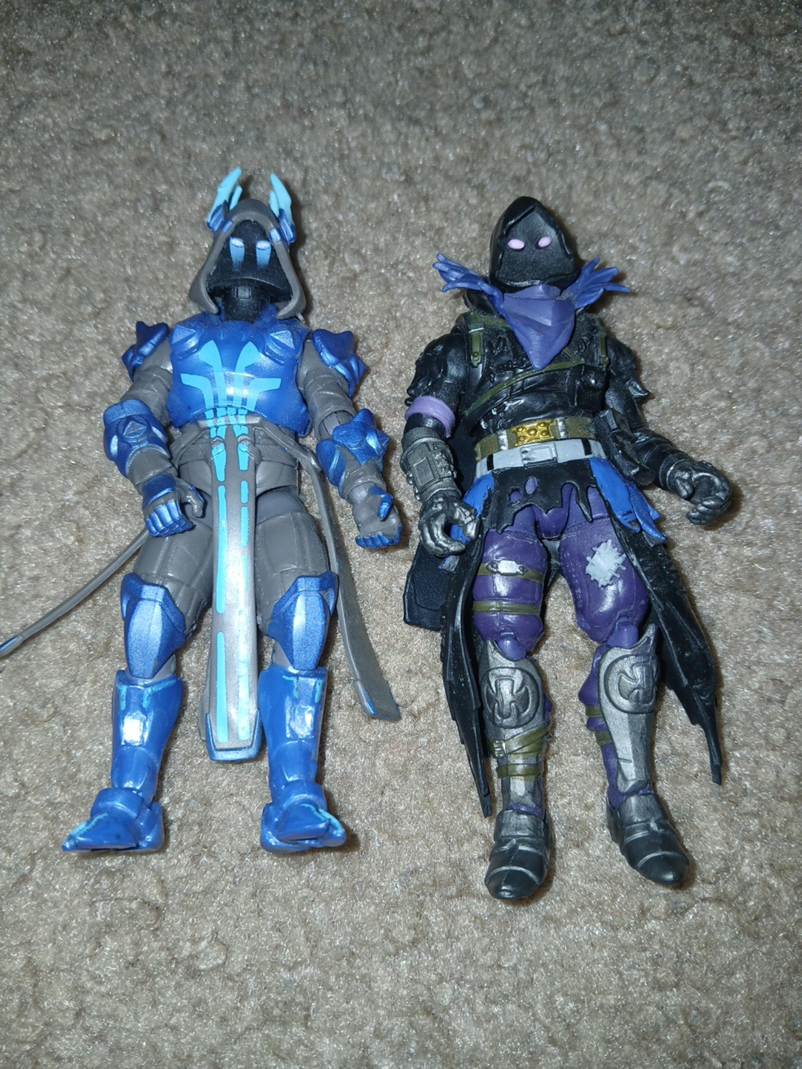 Jazwares Fortnite Raven and the Ice King 4" Action Figures