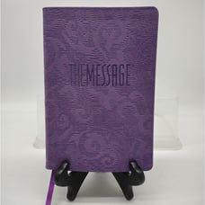 THE MESSAGE The Bible in Contemporary Language Numbered Edition 2002 Purple