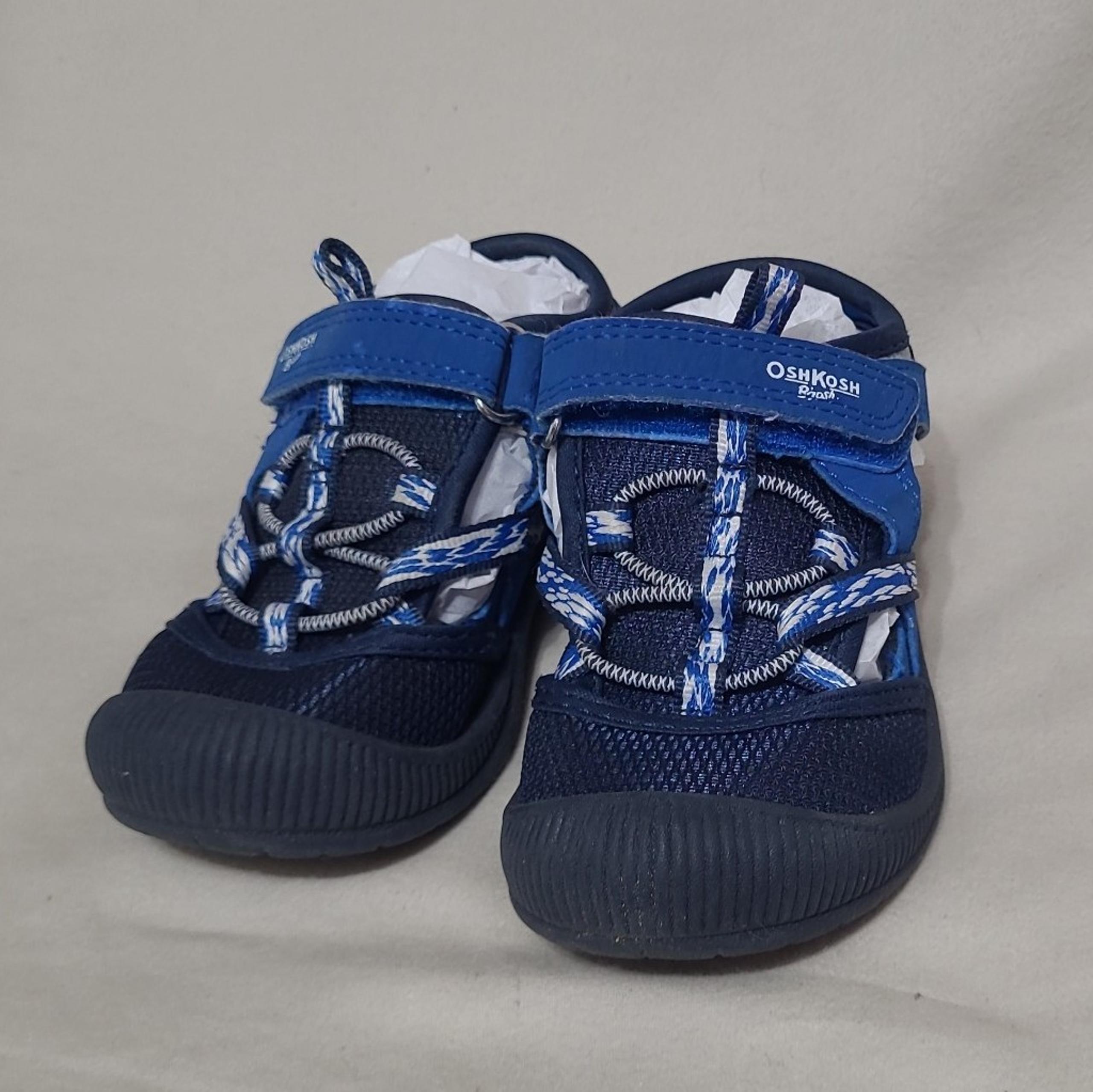 Osh Kosh B'gosh Toddler Boy's Size  7 Sandals