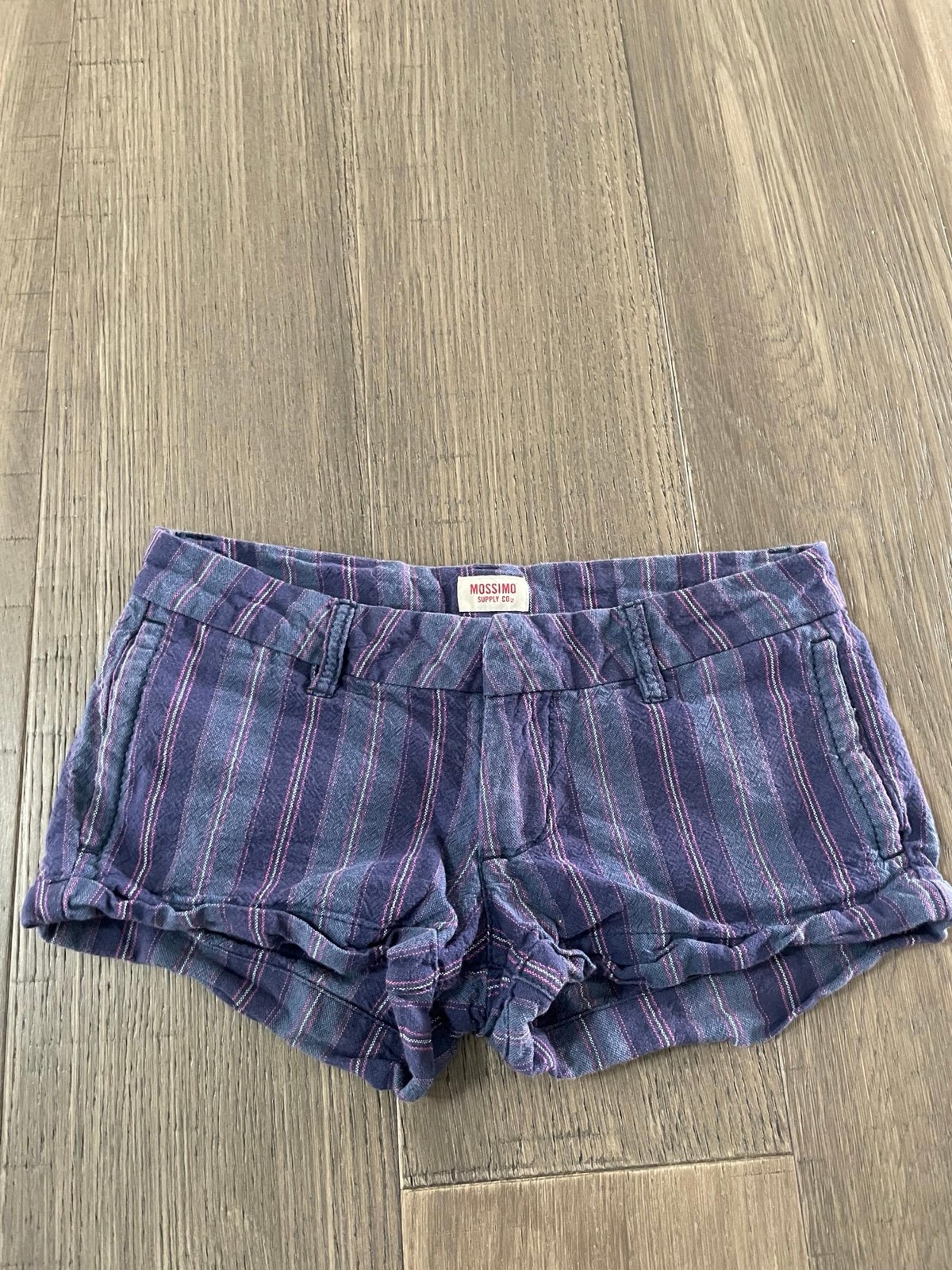 WOMENS MOSSIMO PLAID SHORTS