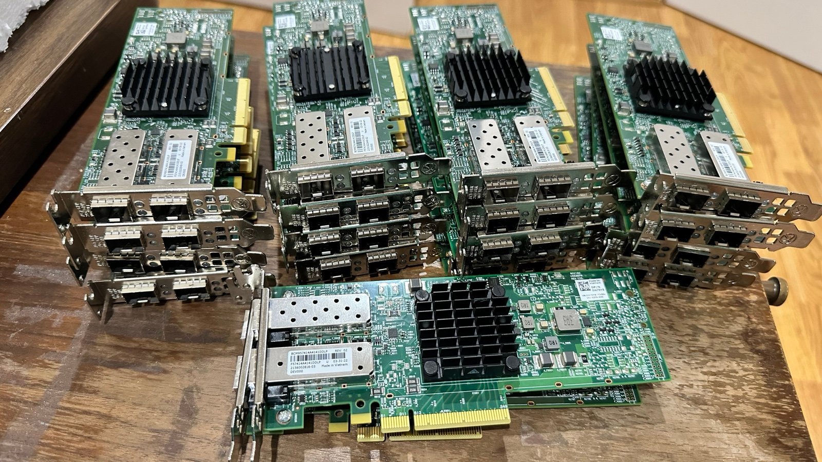 Broadcom Dual-Port 10/25G NIC