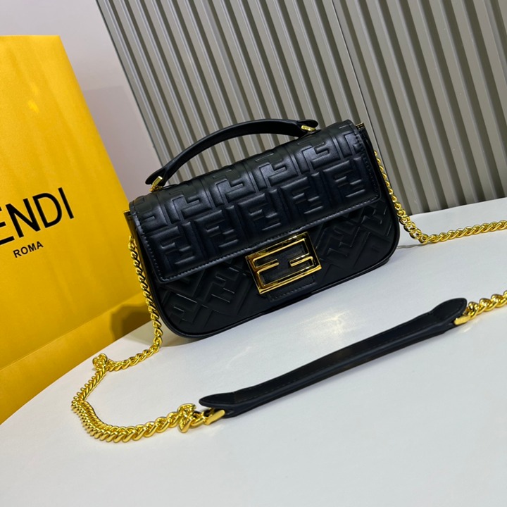 Baguette handbag