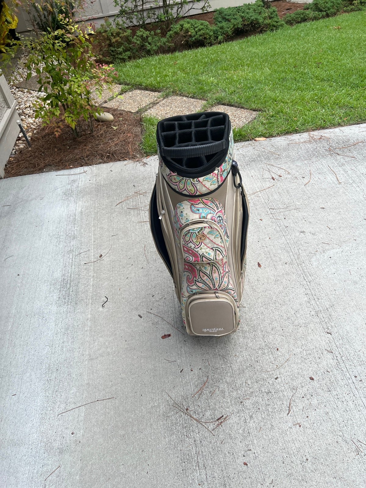 Bag I’m selling a Spartina golf bag