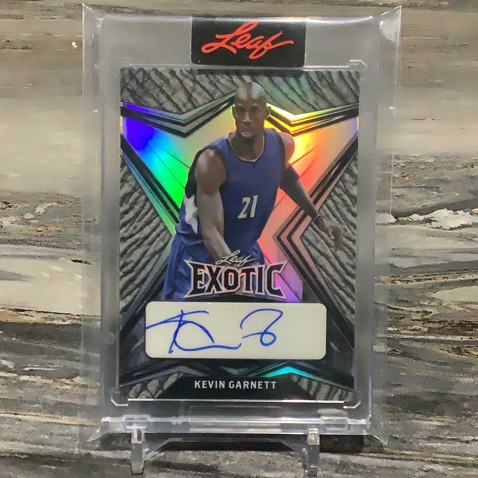 Kevin Garnett Encased Autograph Card 1/8