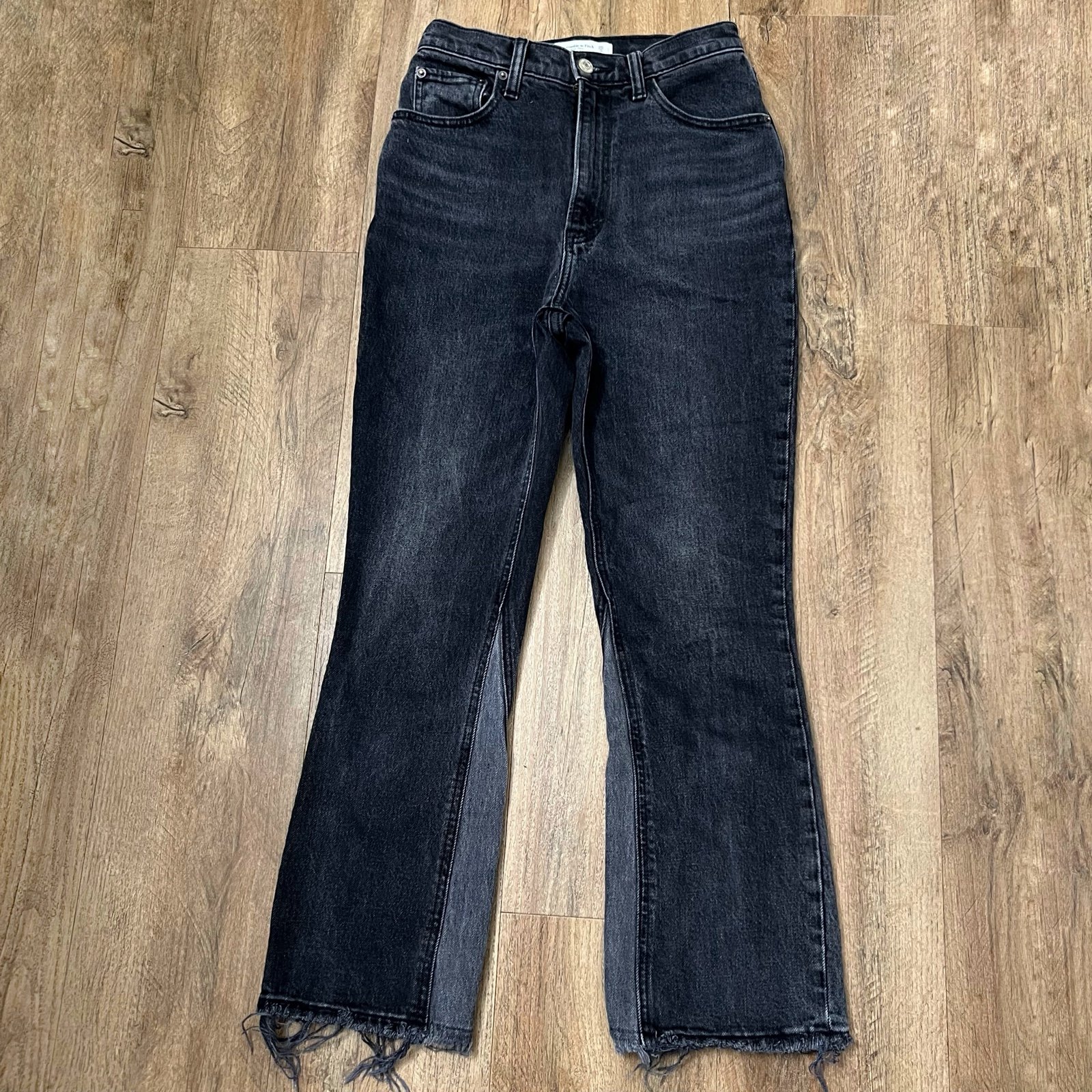 Abercrombie & Fitch The Kick Flare Ultra High Rise Jeans