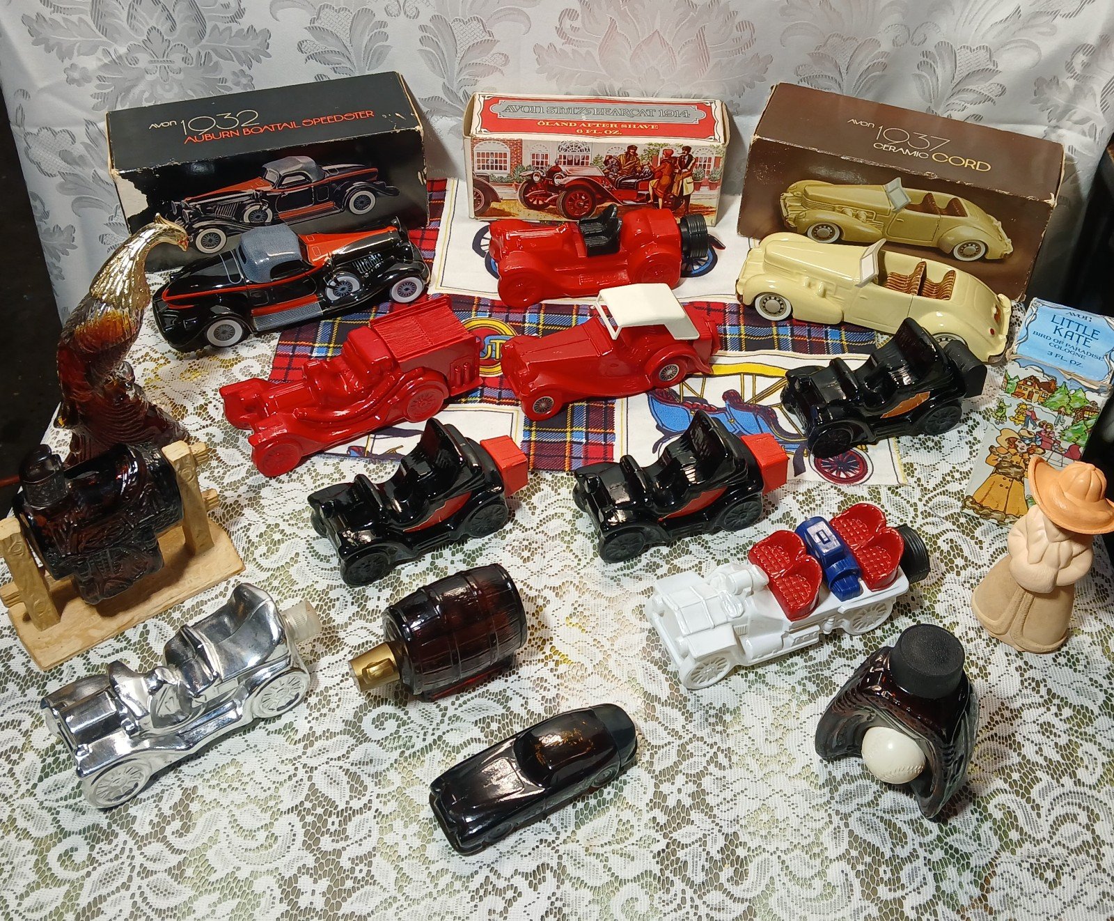 Huge Vintage Avon Collection Lot - 17 Pieces -