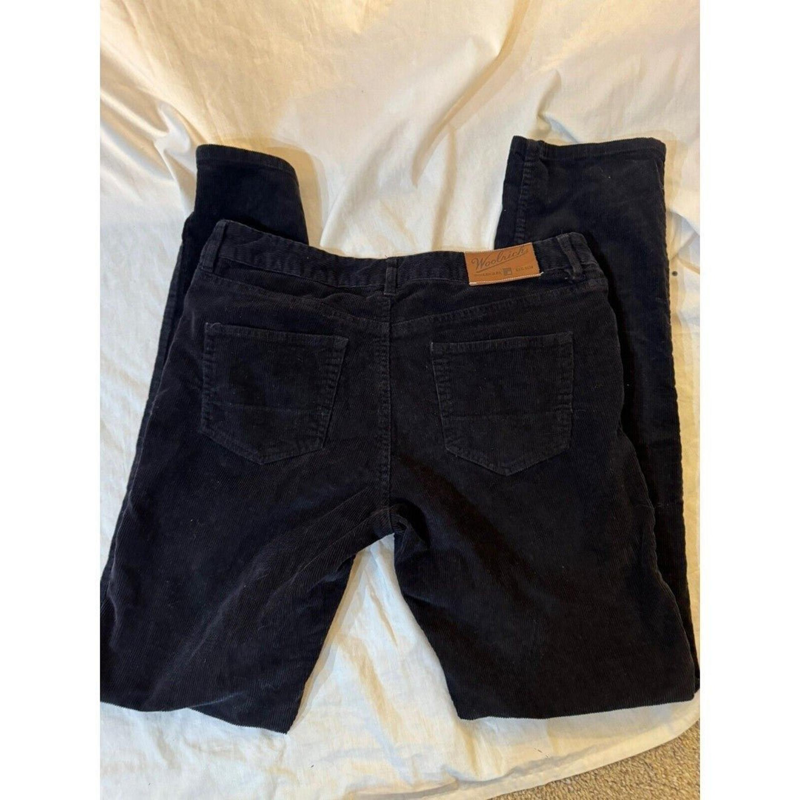 Woolrich Pants Womens 8 Black Corduroy Straight Leg Chino Five Pocket