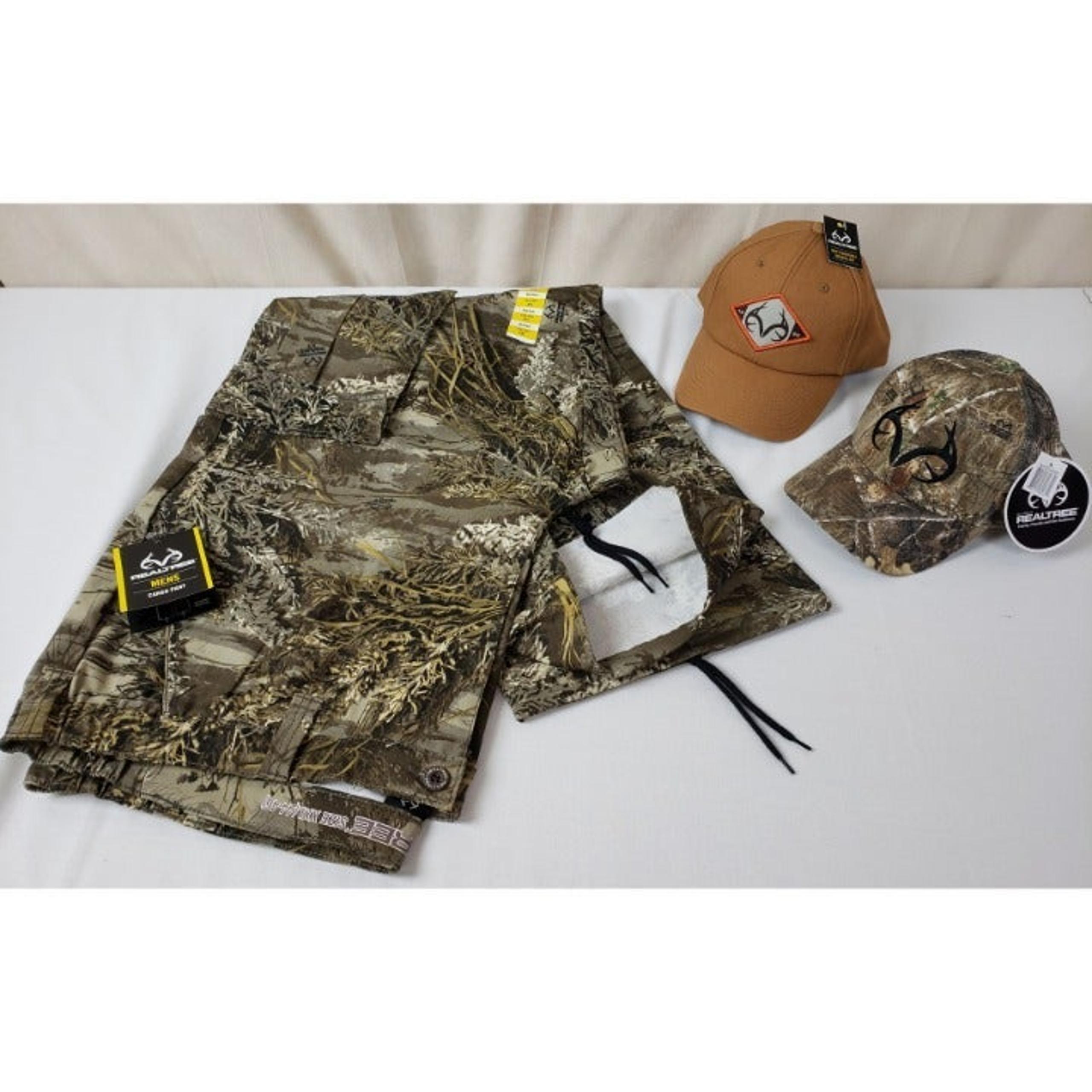 Realtree Men's 2XL Cargo Pant, RT MAX-1 XT, 2 Baseball Cap Hats