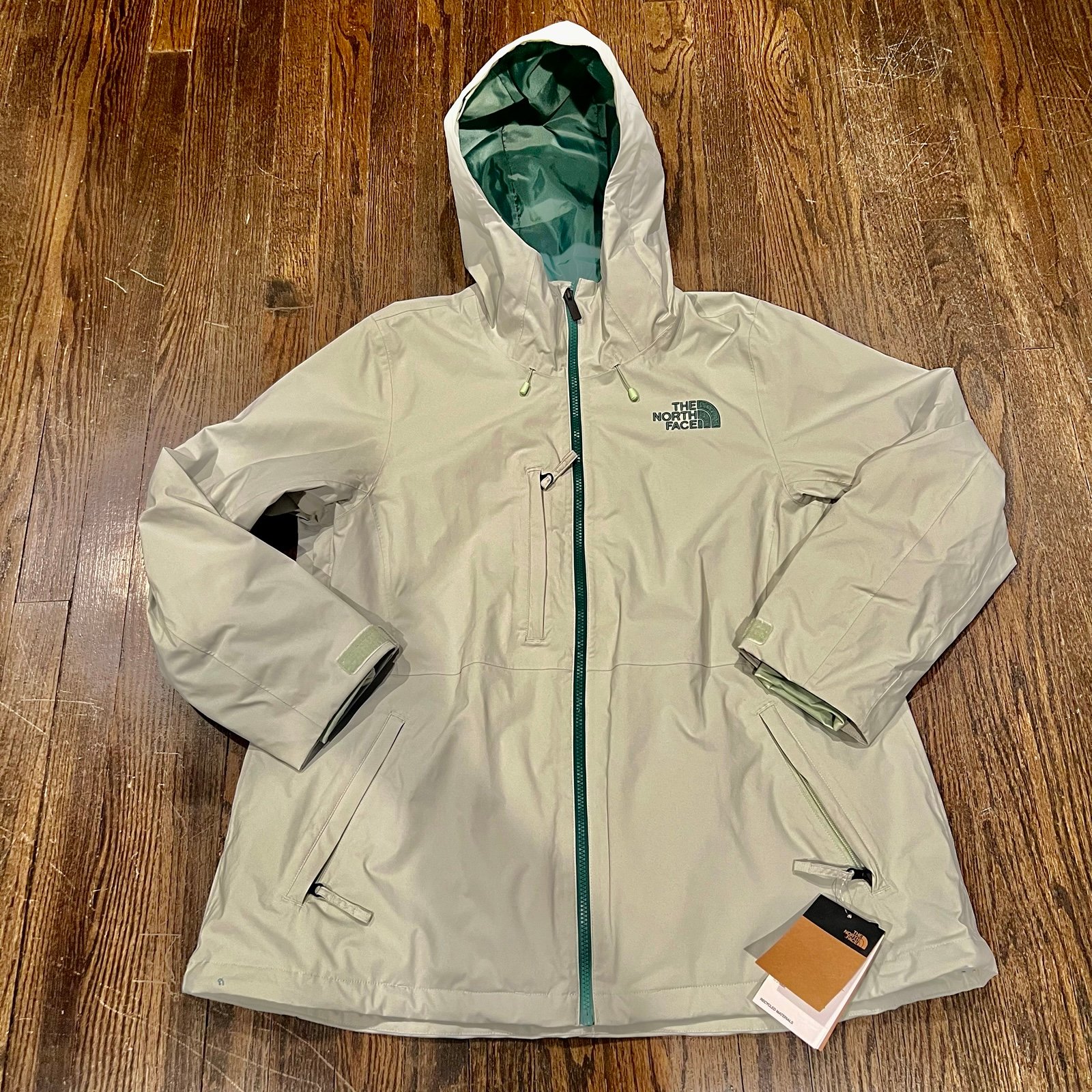 The North Face Women’s Plus Freedom Stretch Jacket ‘Misty Sage’ Size 1X