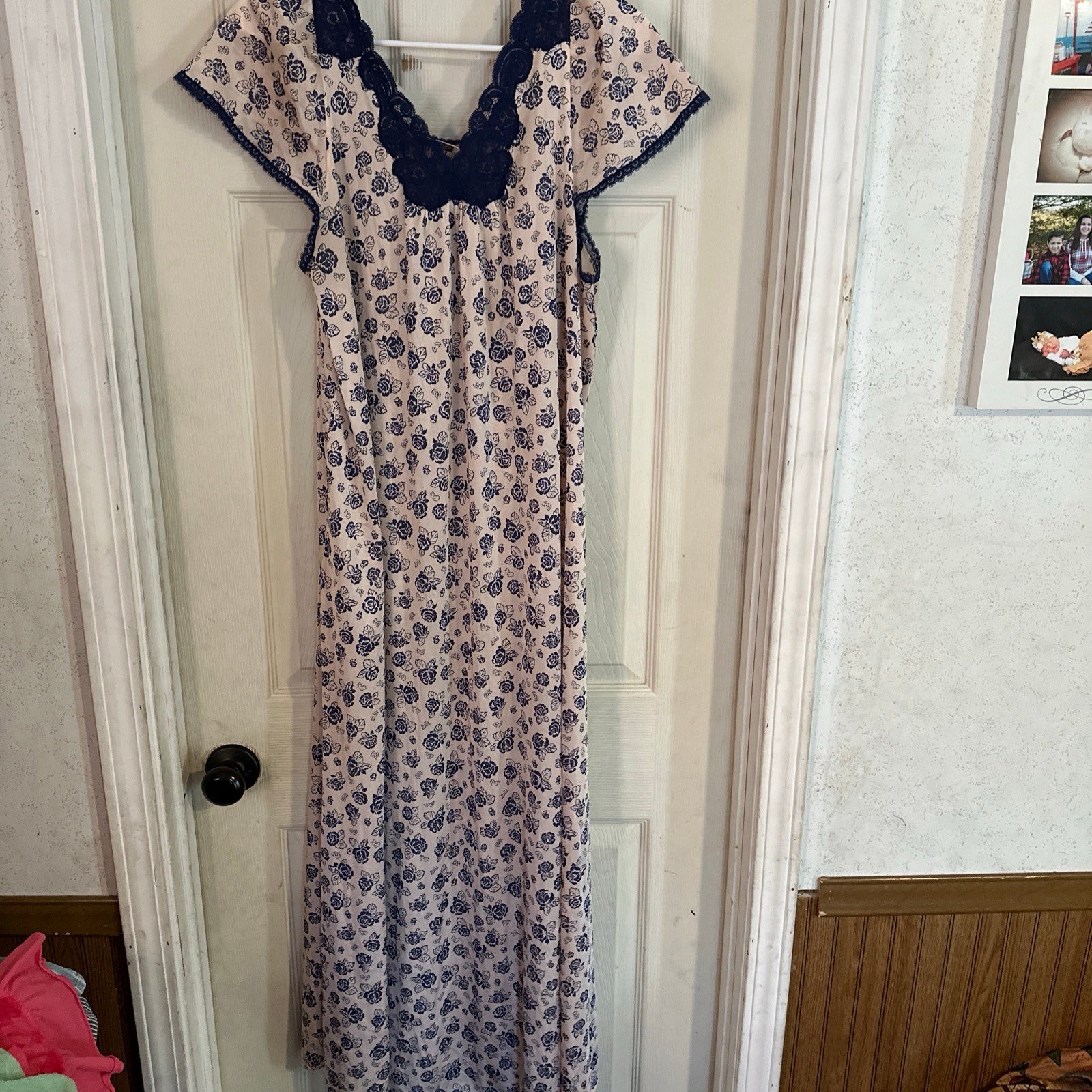 Vintage Vanity Fair Peignoir Gown Size Large Pink Blue Floral Tricot Nylon USA