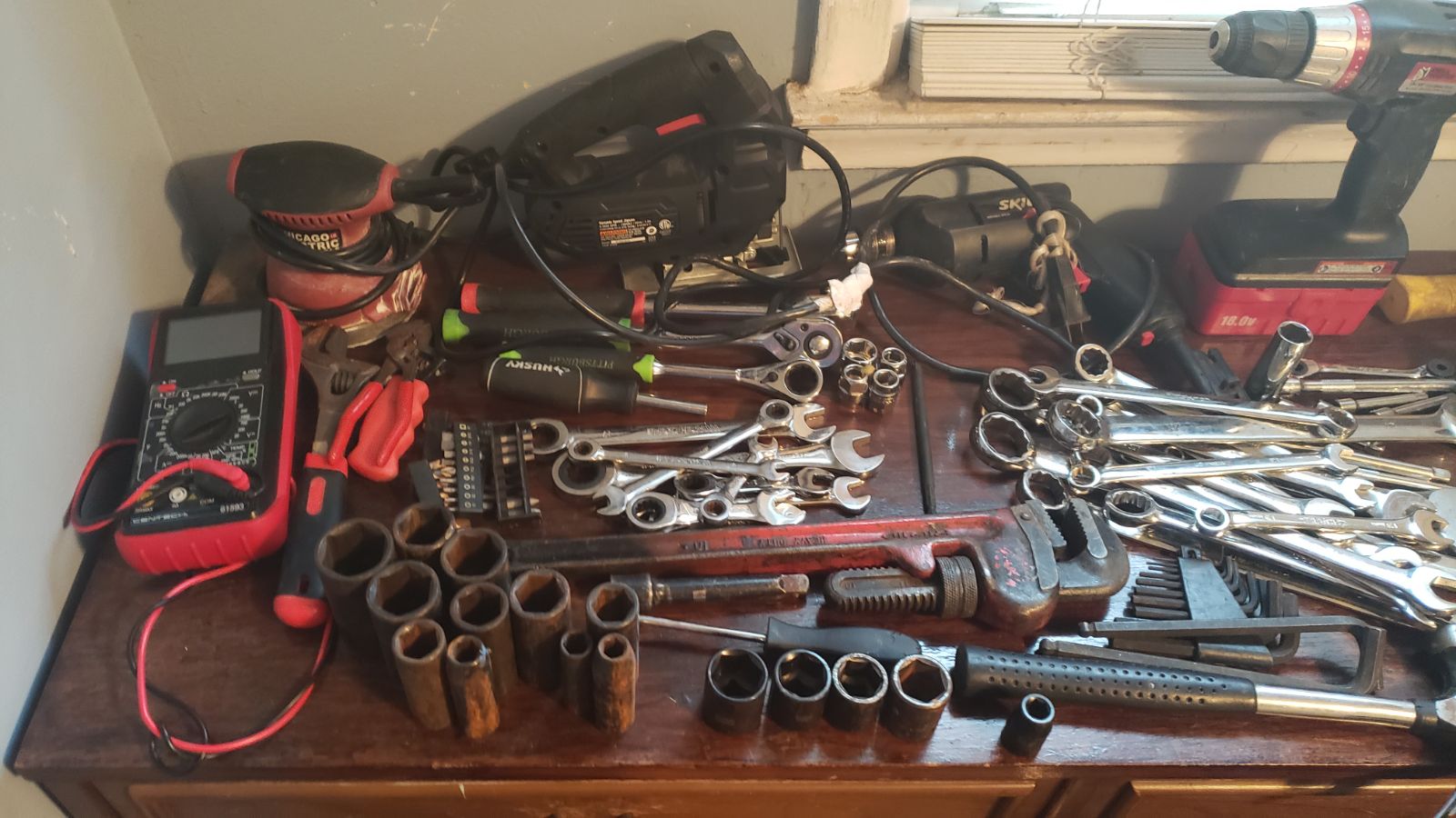 mechanic tool set with specialty tools