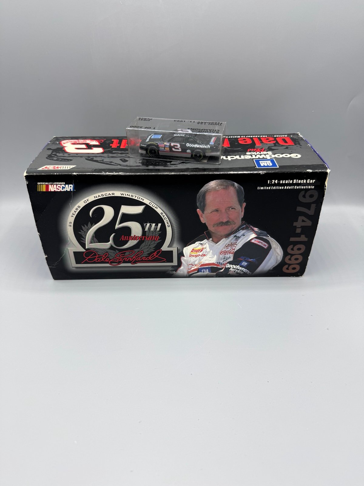 1999 Dale Earnhardt Goodwrench 25th Anniversary Monte Carlo NASCAR Action 1/24