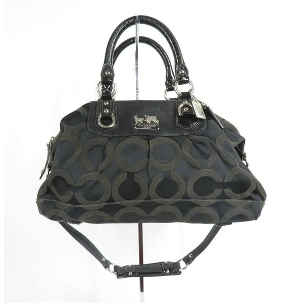 Coach Madison Shoulder Handbag Purse Black Signature C Silver Hardware B0926