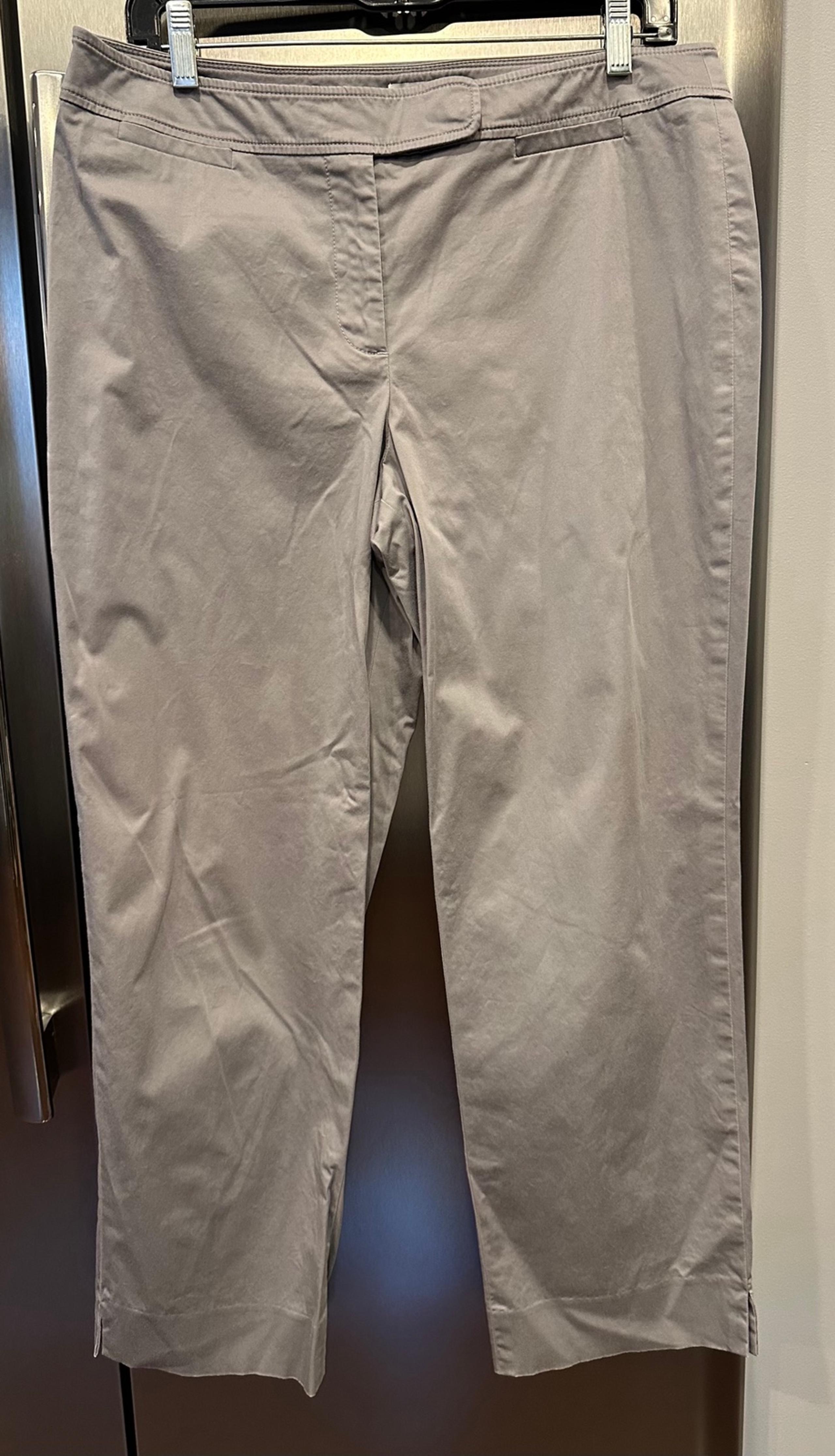 Ann Taylor Loft capri pants size 8