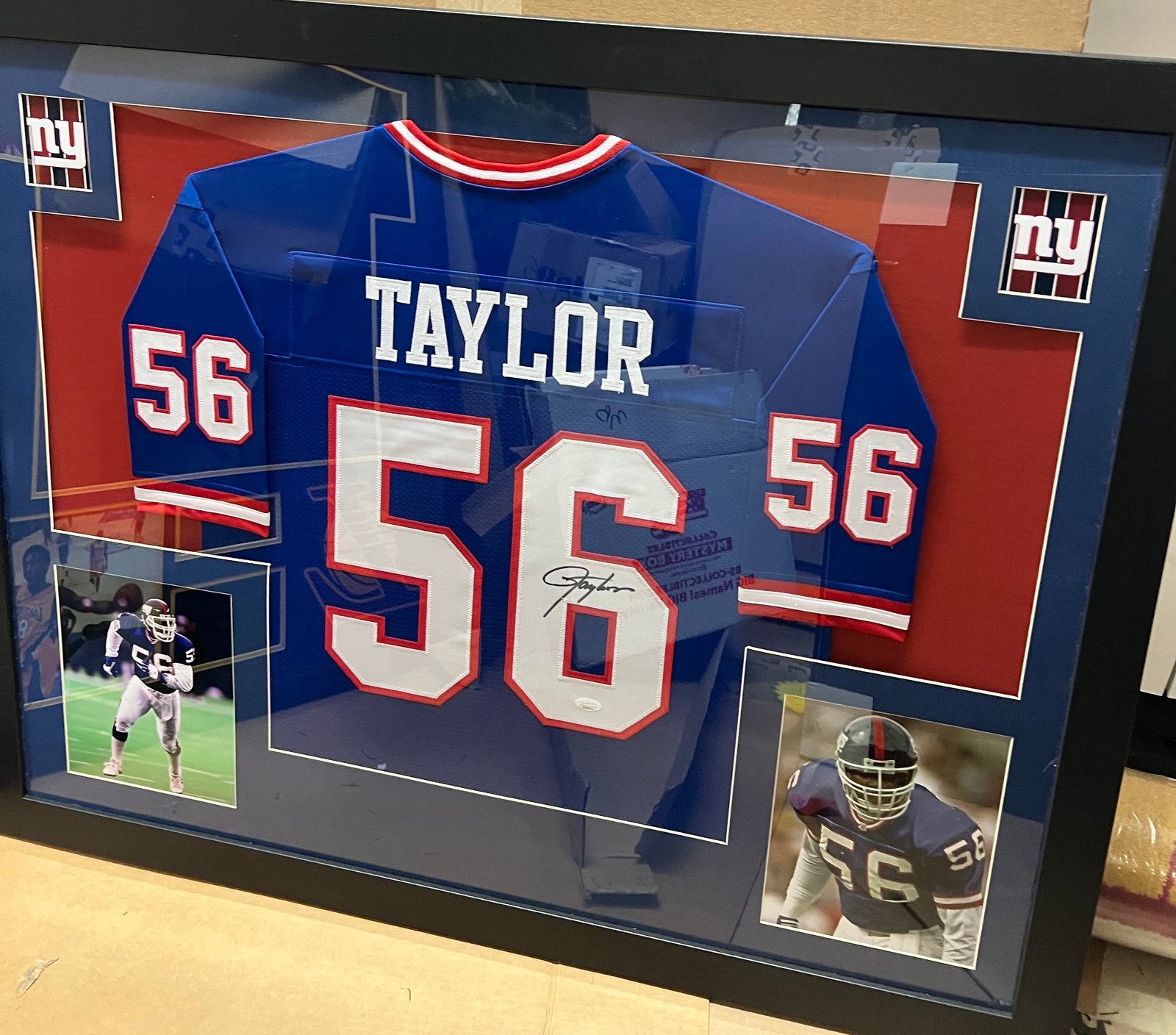 Lawrence Taylor signed framed custom Giants Jersey Beckett COA