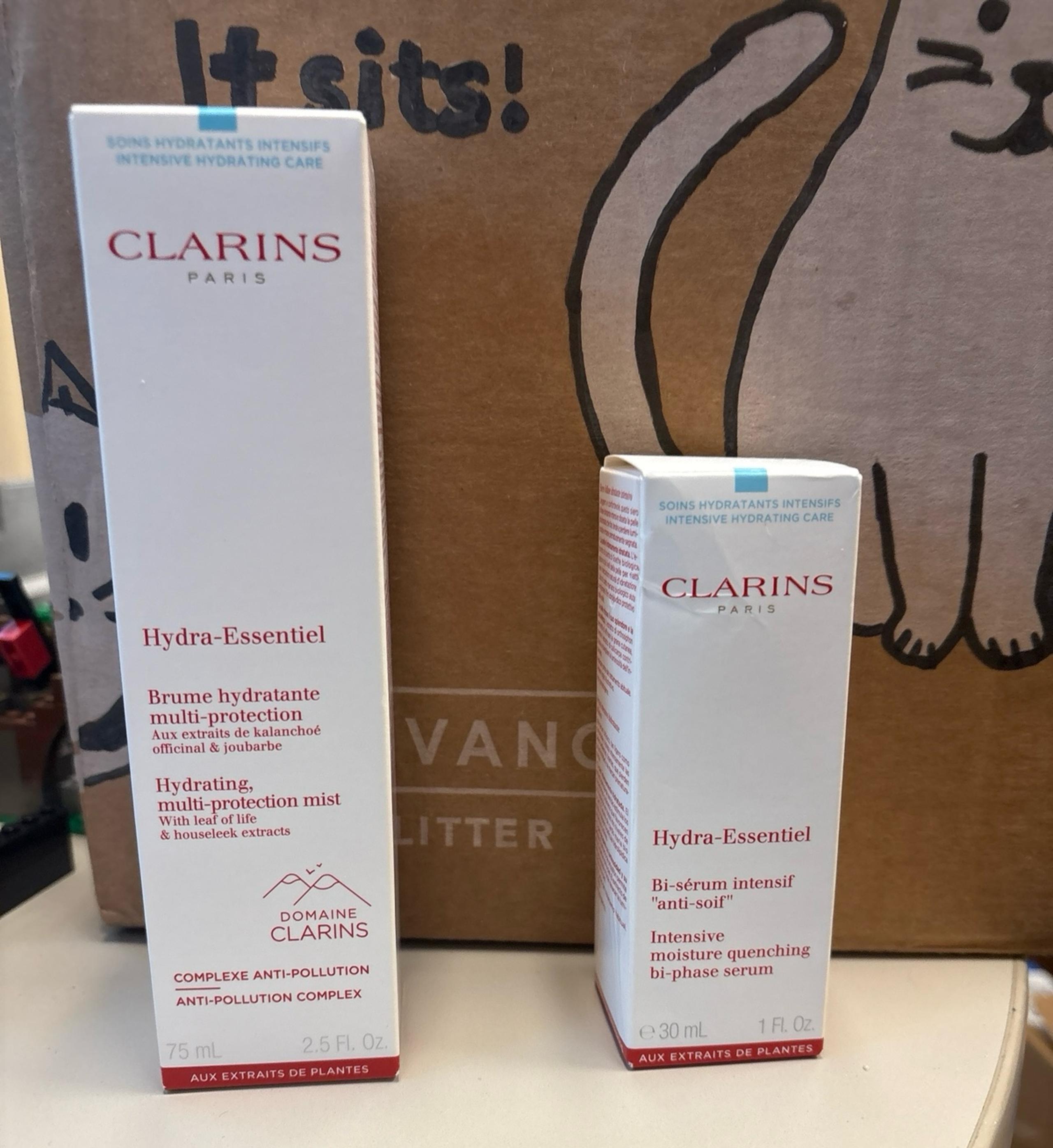 Clarins Hydra-Essentiel Hydrating Multi-Protection Mist