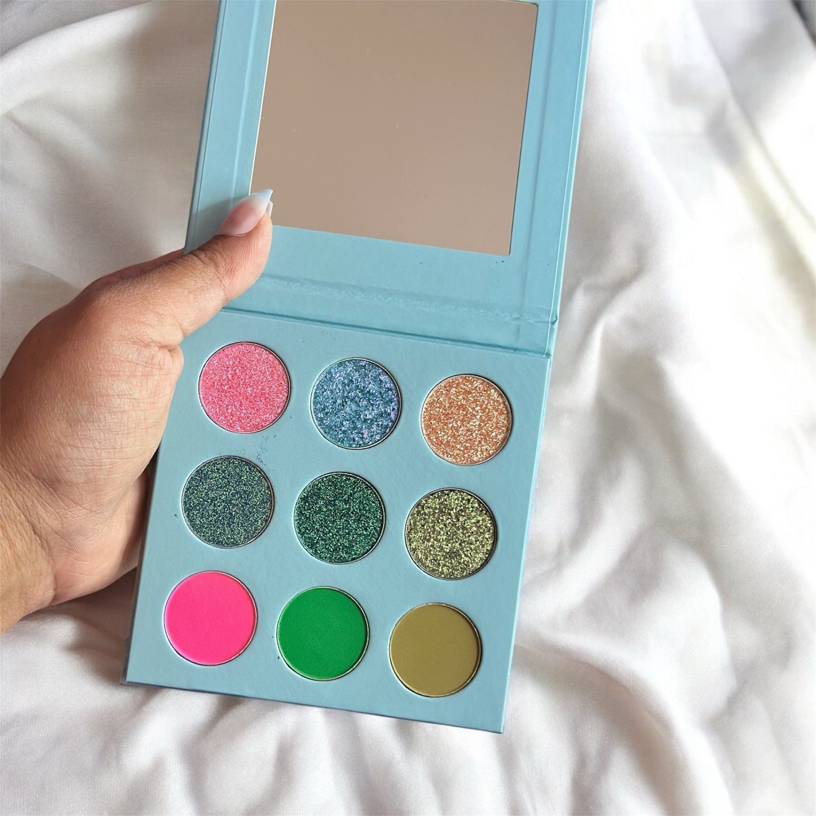 Duochrome Eyeshadow Palette Vegan and Cruelty Free
