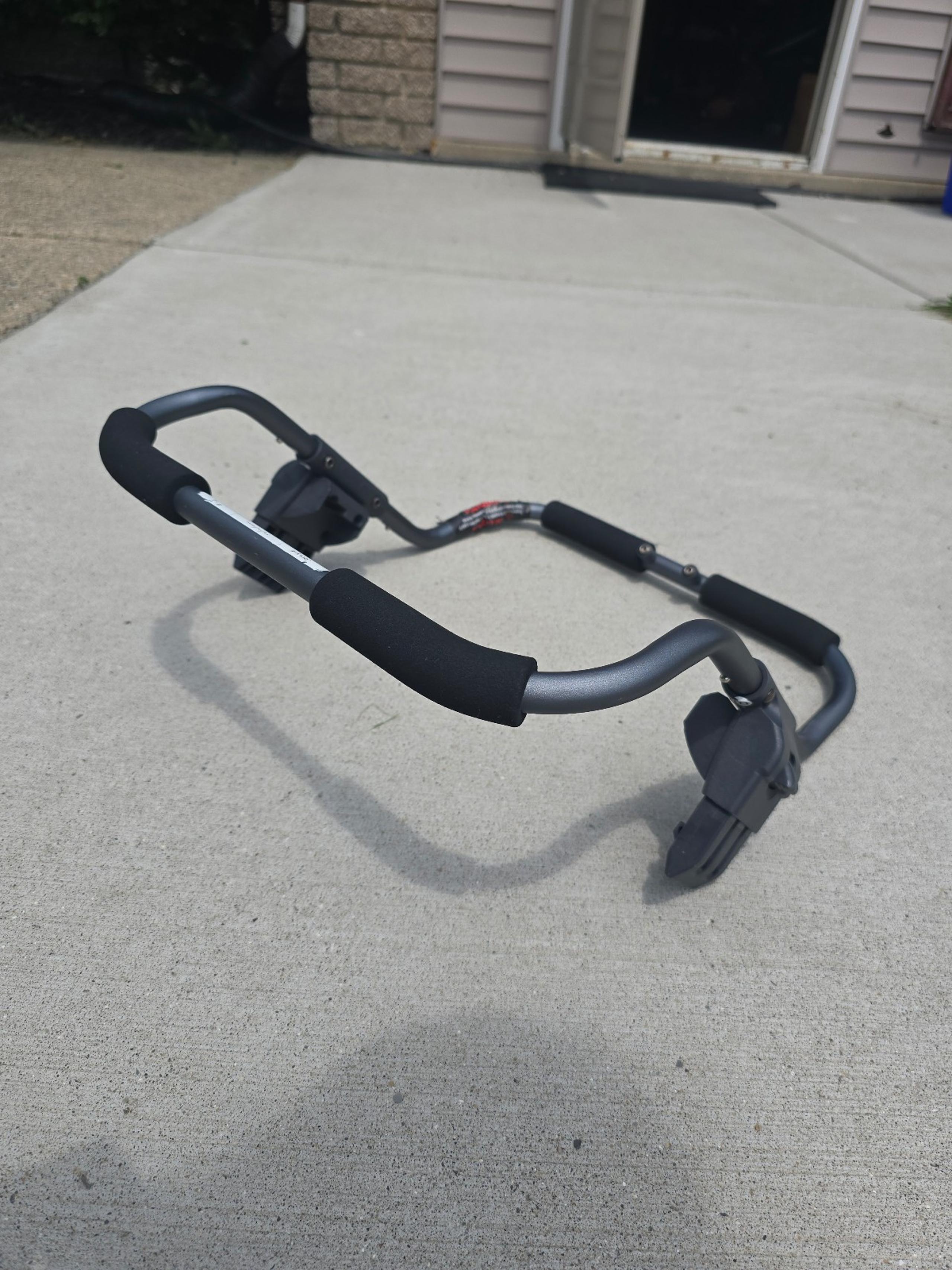 Joovy qool car seat adapter for graco/ chicco