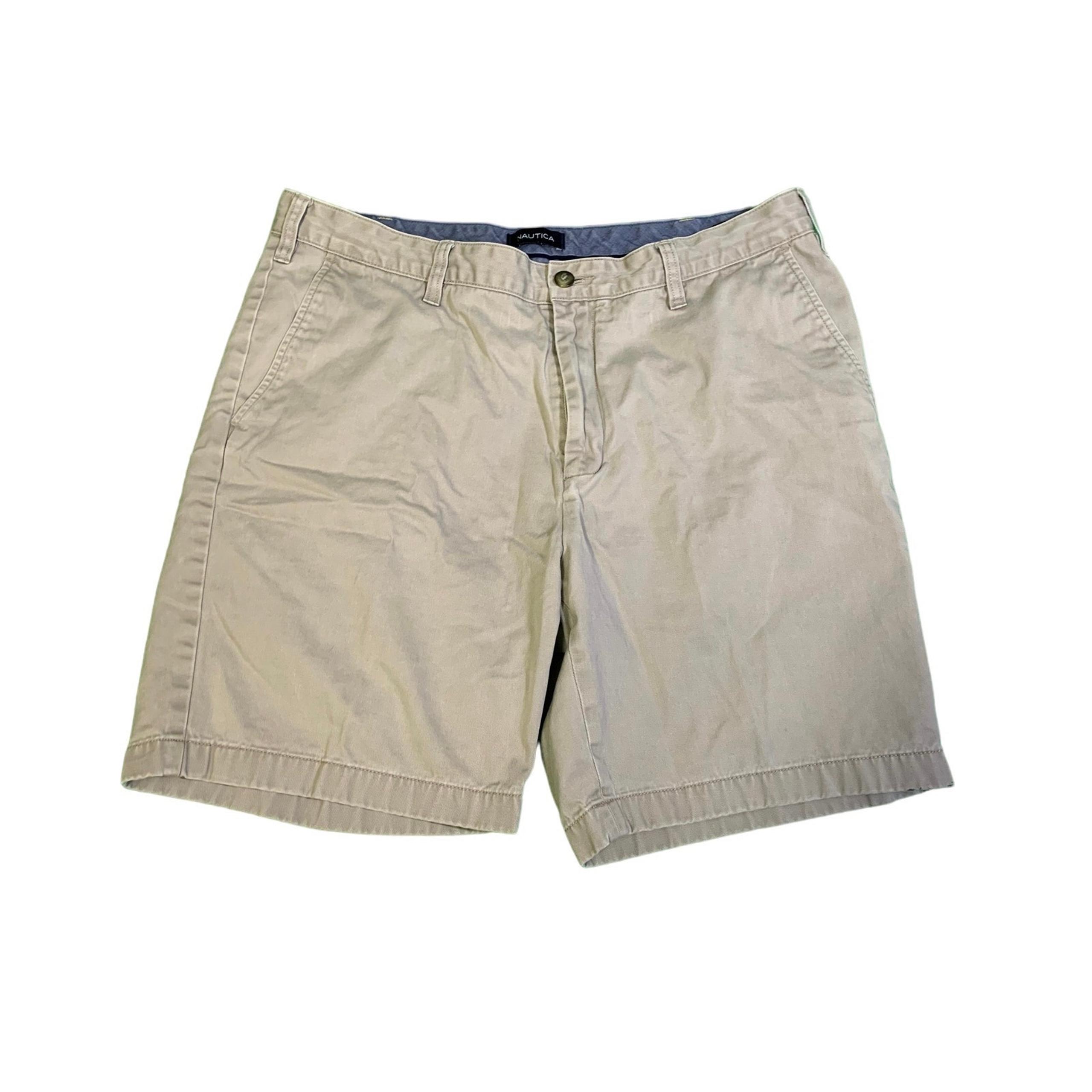Nautica Mens khaki deck short size 36