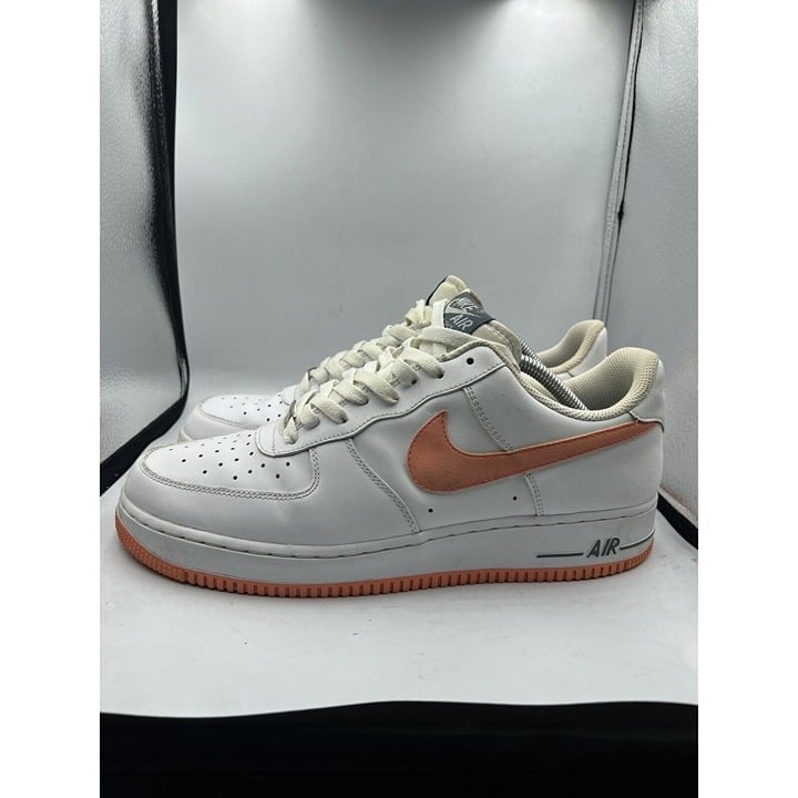 Nike AF1 Air Force One White Atomic Red 488298 131 Size 10.5
