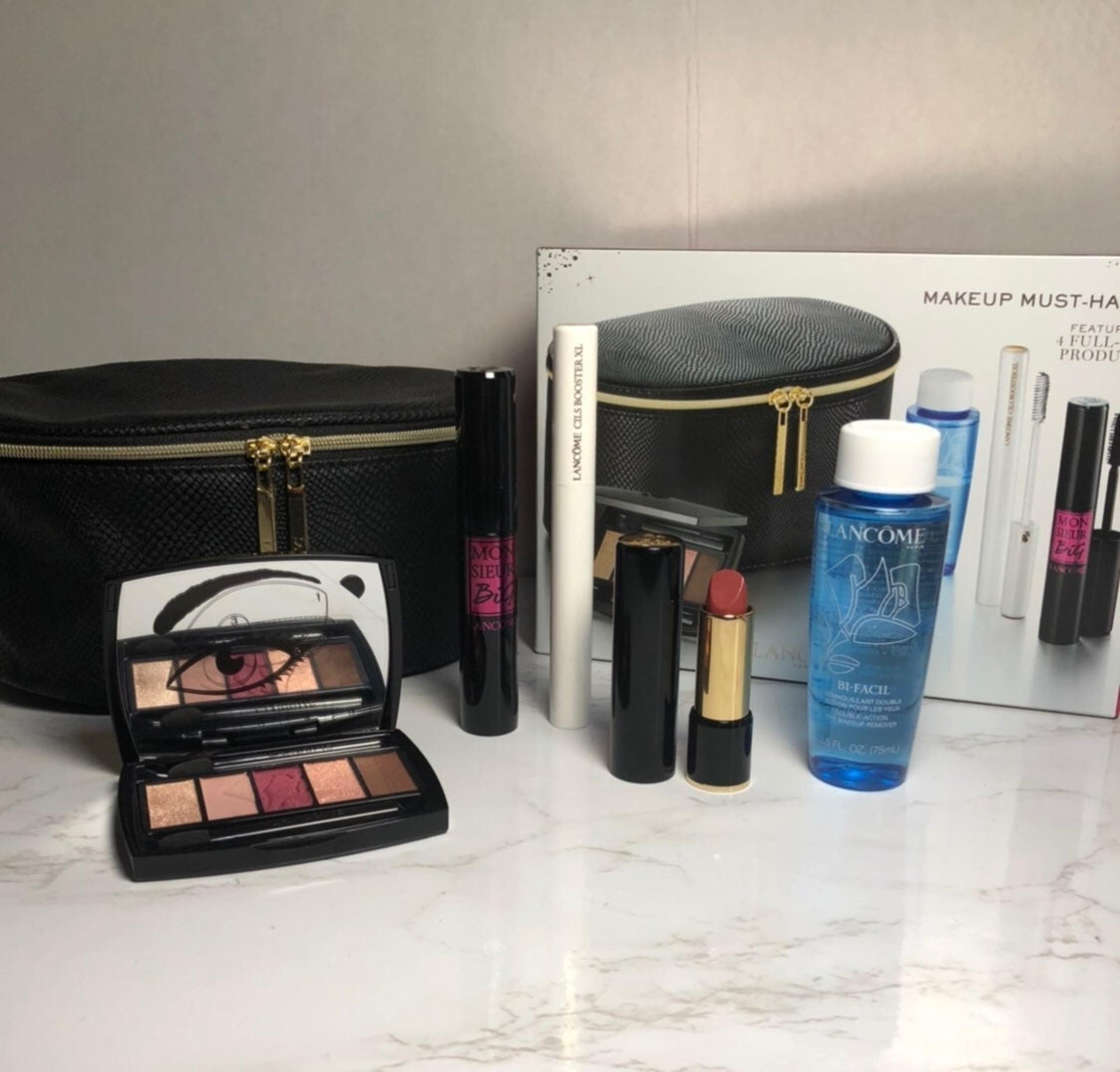 LANCOME MAKEUP MUST-HAVES BOX SET   #719