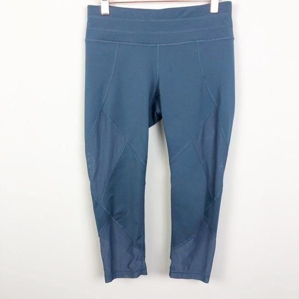 Athleta Blue Crop Leggings