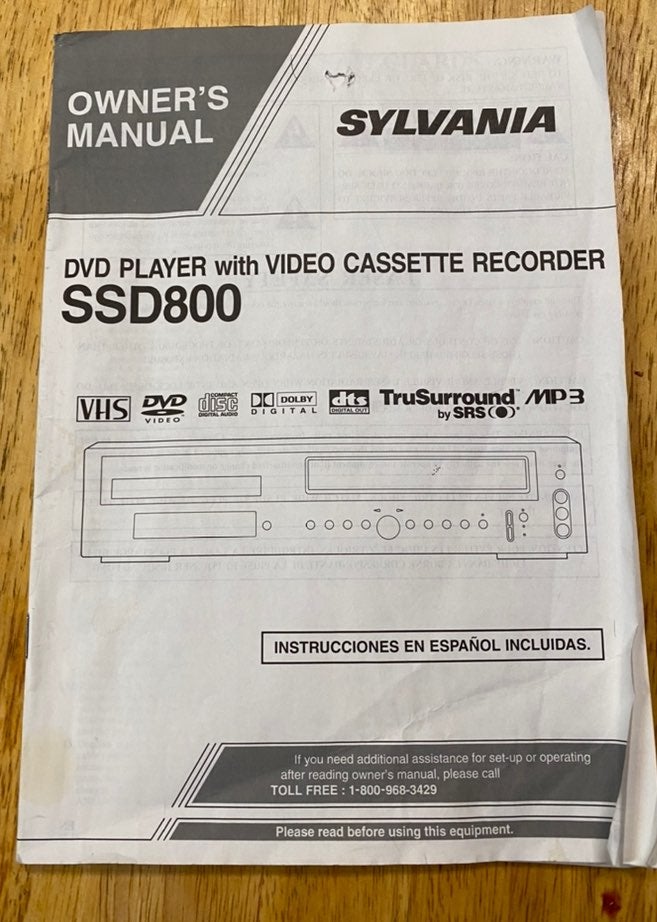 Sylvania SSD800 shops DVD/ VCR Combo VHS Player/Recorder Works great
