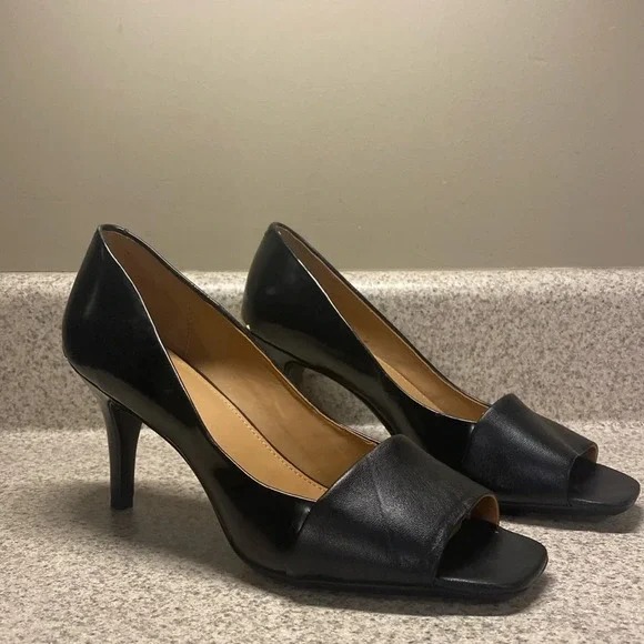 Calvin klein peep toe heels discount