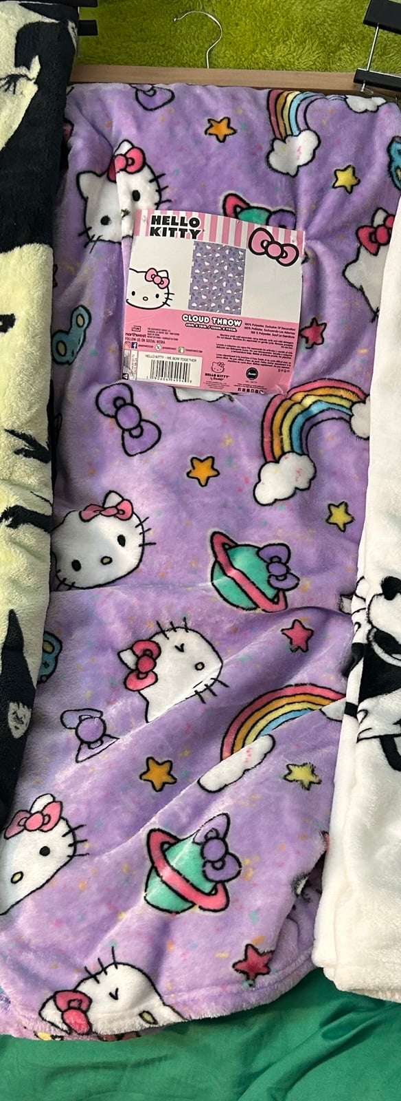 Hello Kitty throw