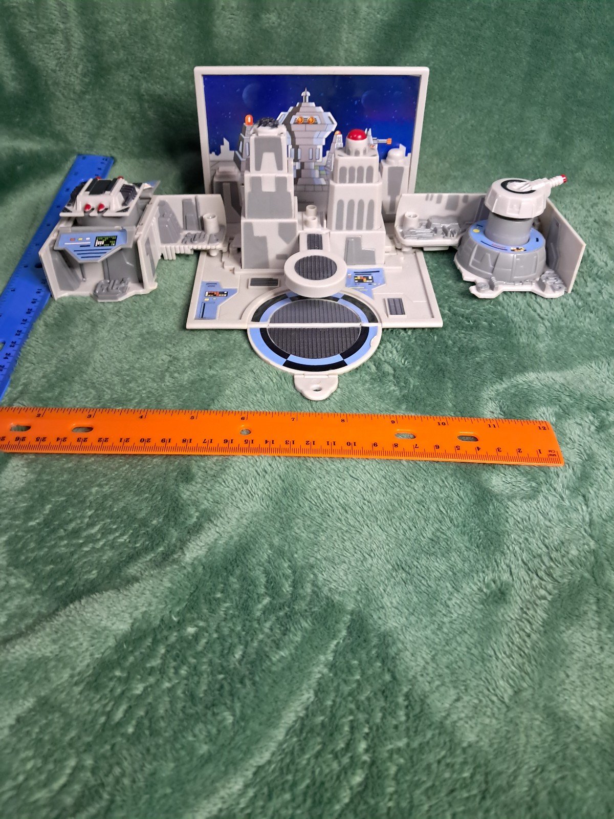 Vintage Star Rider Space Station Pop up Book Play Set 1997 Soma International