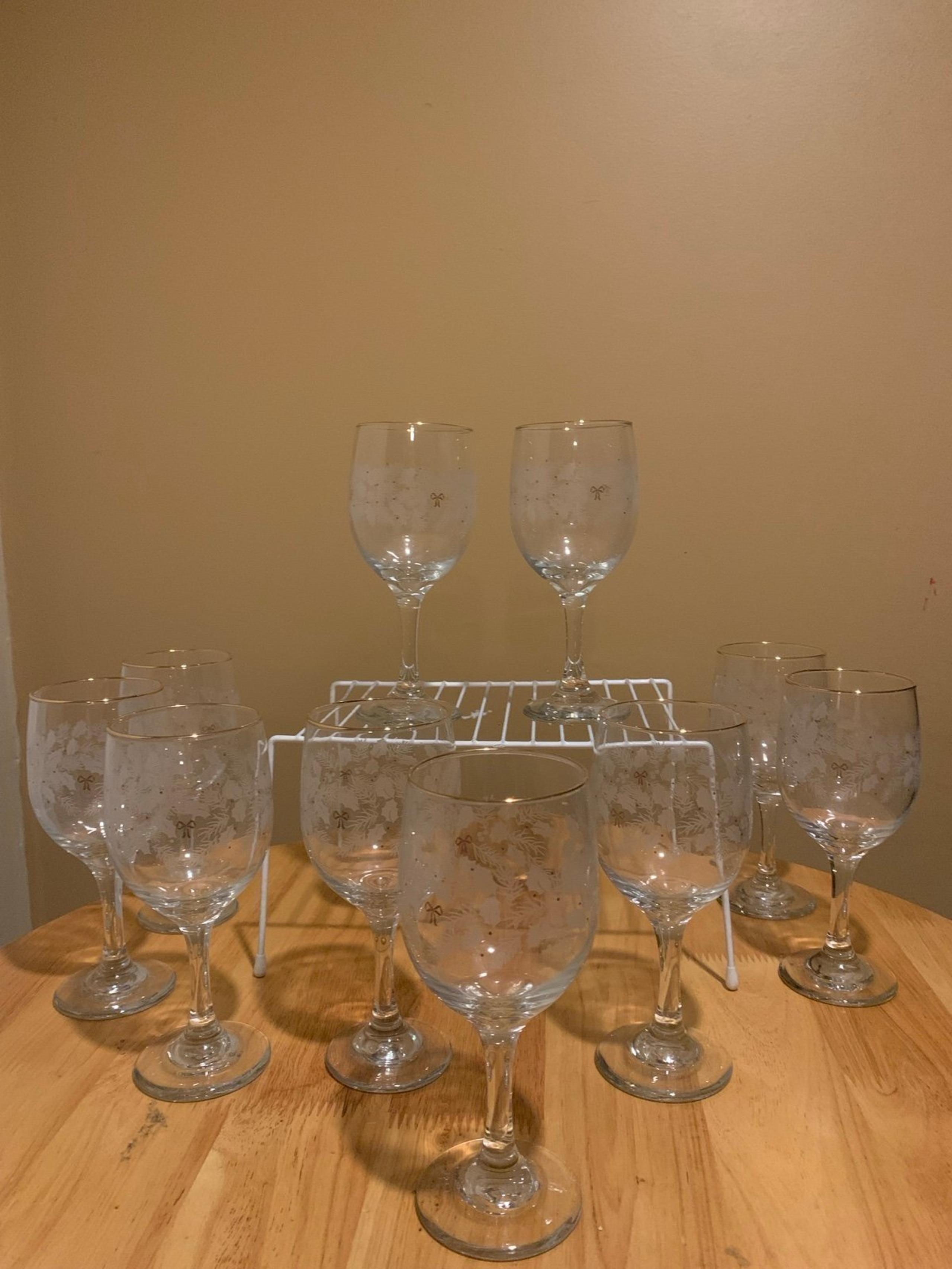 10 Libbey Holiday Berry Christmas Wine Goblets