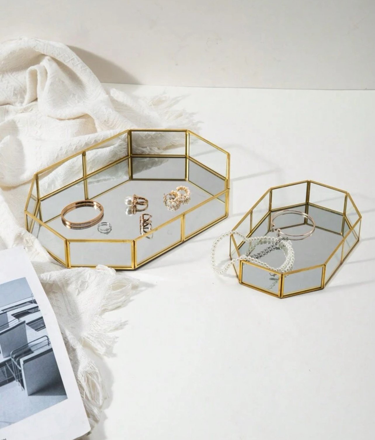 vanity tray