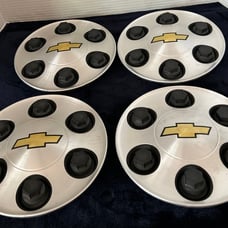 Chevy Silverado 1500 Wheel Cover