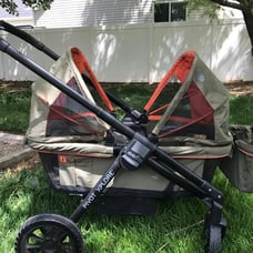 Evenflo Pivot Xplore Dreamz All-Terrain Stroller Wagon with Bassinet Insert