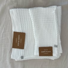 NWT Happy Place Bath Organic Weightless Waffle Bath Towel and Hand Towel