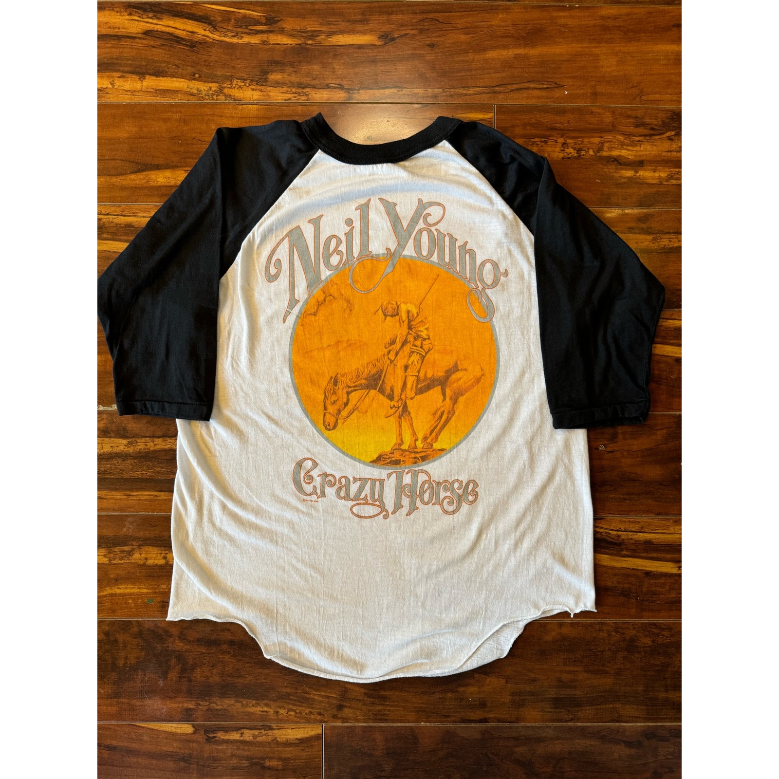 Vintage 1987 Neil Young Crazy Horse tour raglan handtex size medium