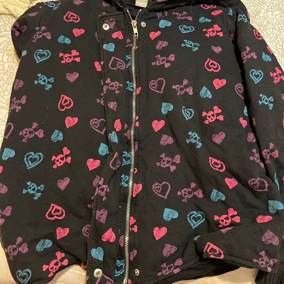 Torrid RARE Skull and Crossbones Heart Print Hooded Jacket
