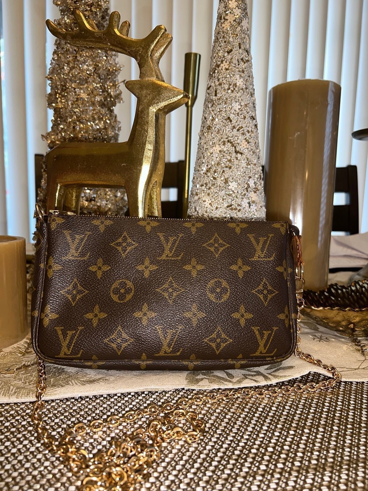 Louis Vuitton Pochette