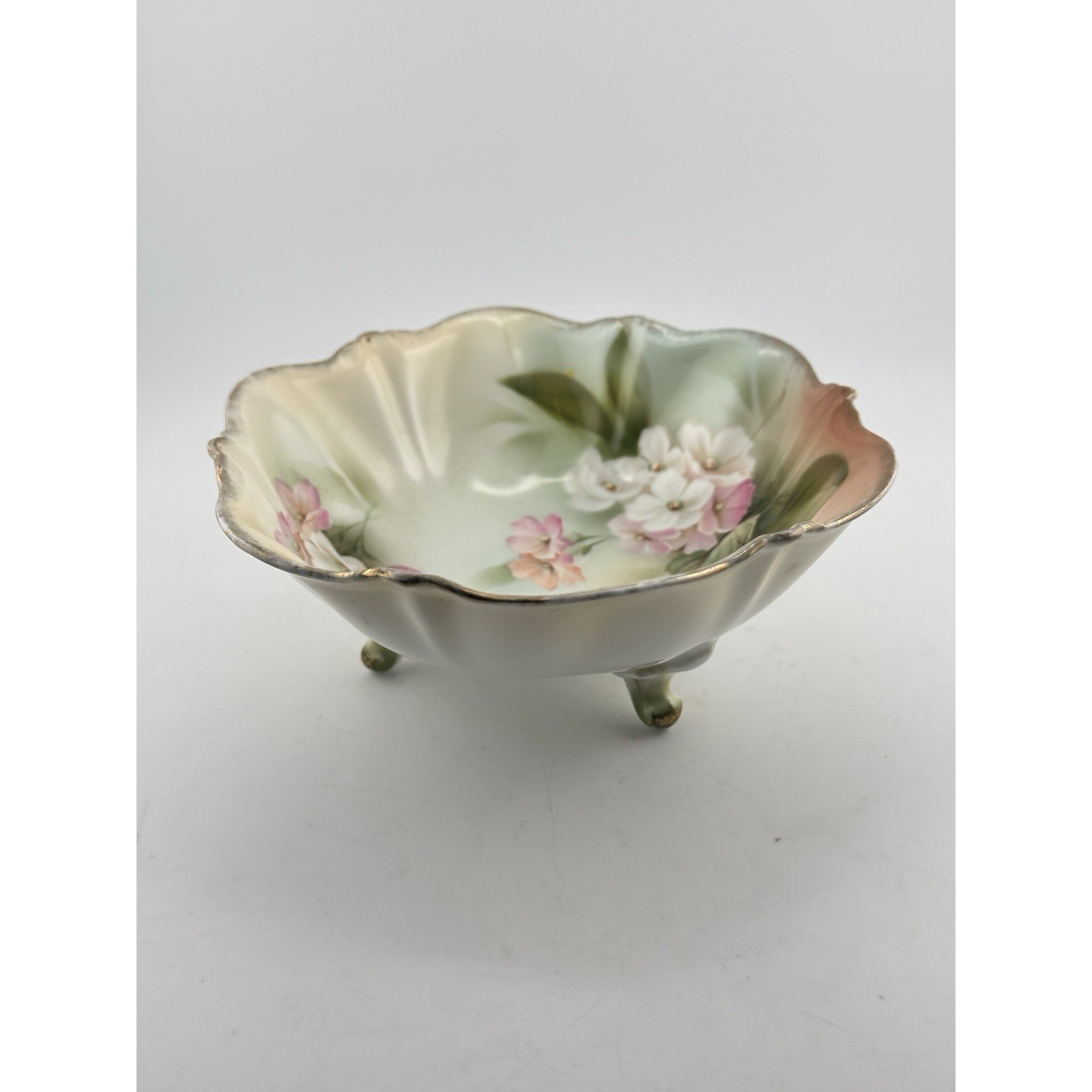 RS Prussia 3 Footed Bowl c. 1910 Scalloped Edge Pink Green White Roses
