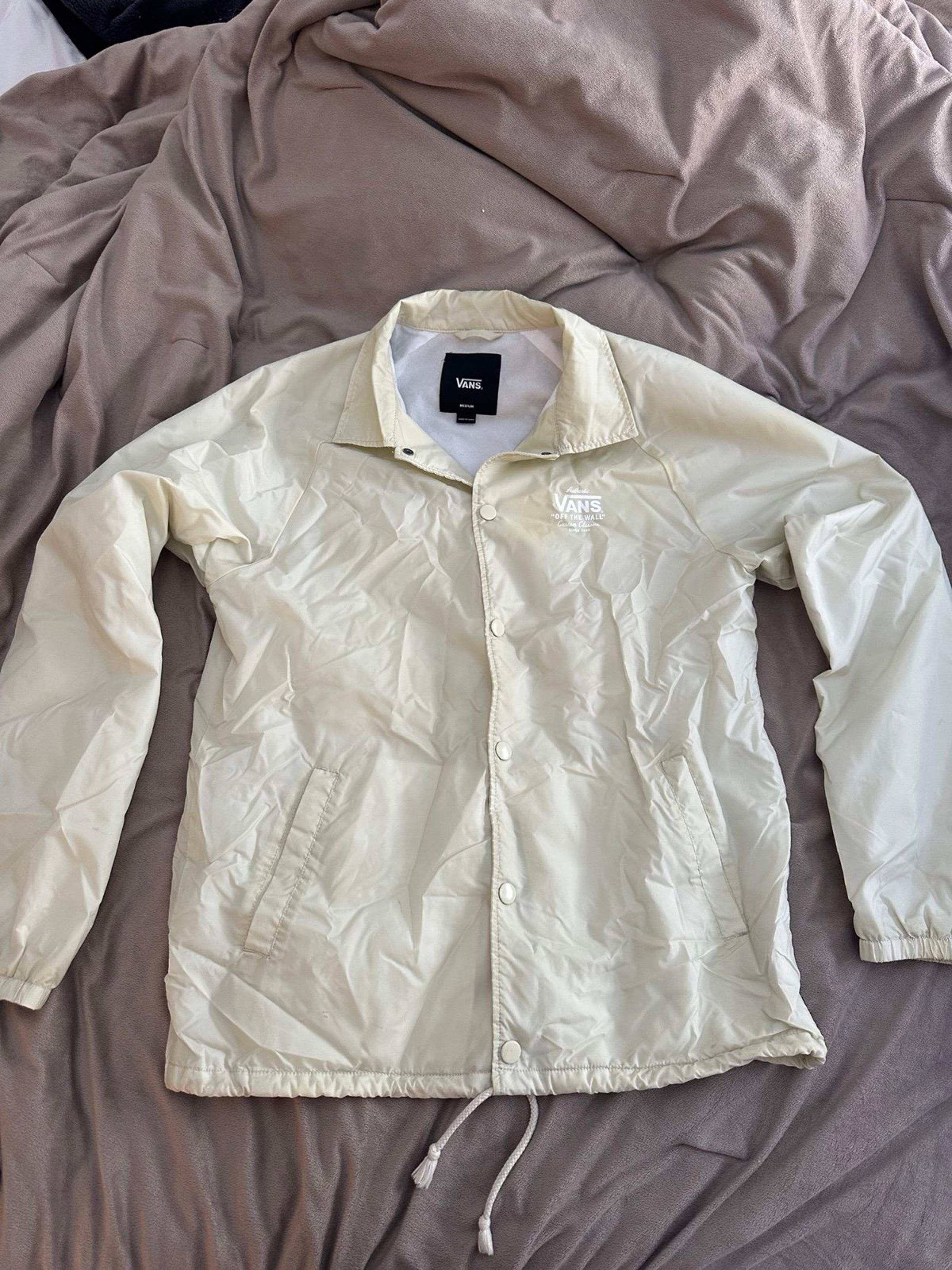 Men’s Medium Cream Vans windbreaker