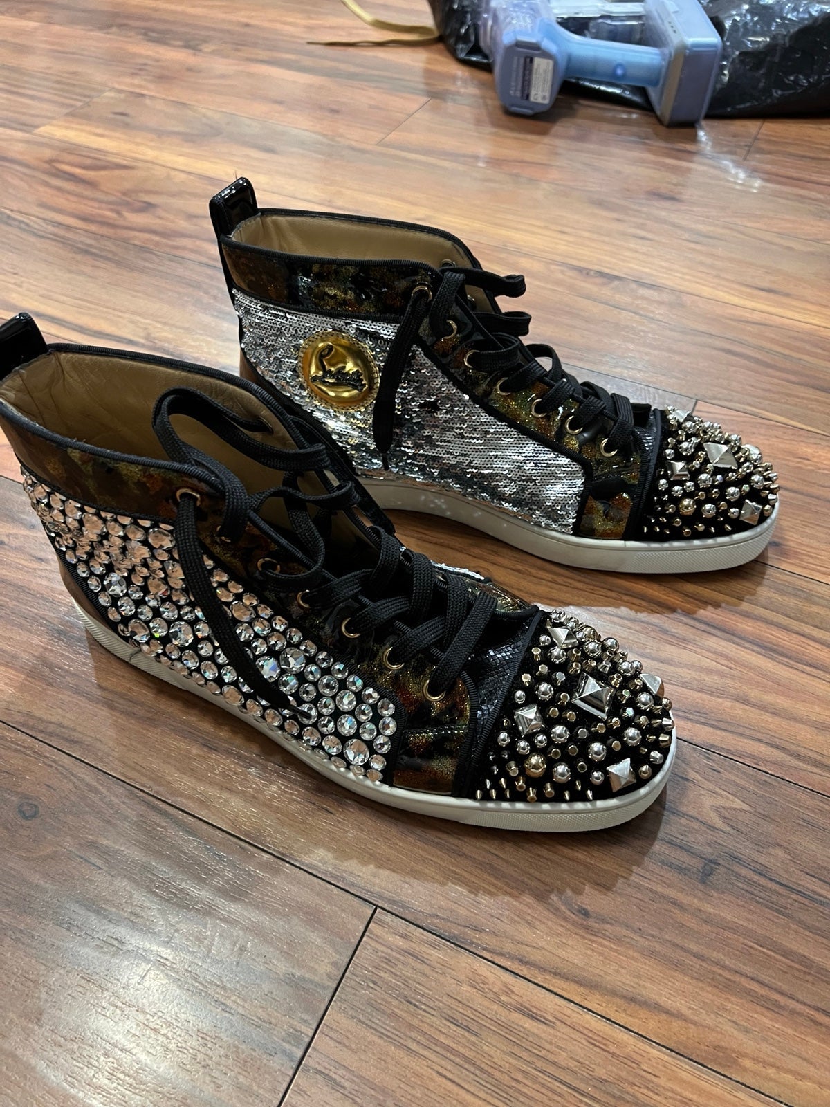 Sneakers