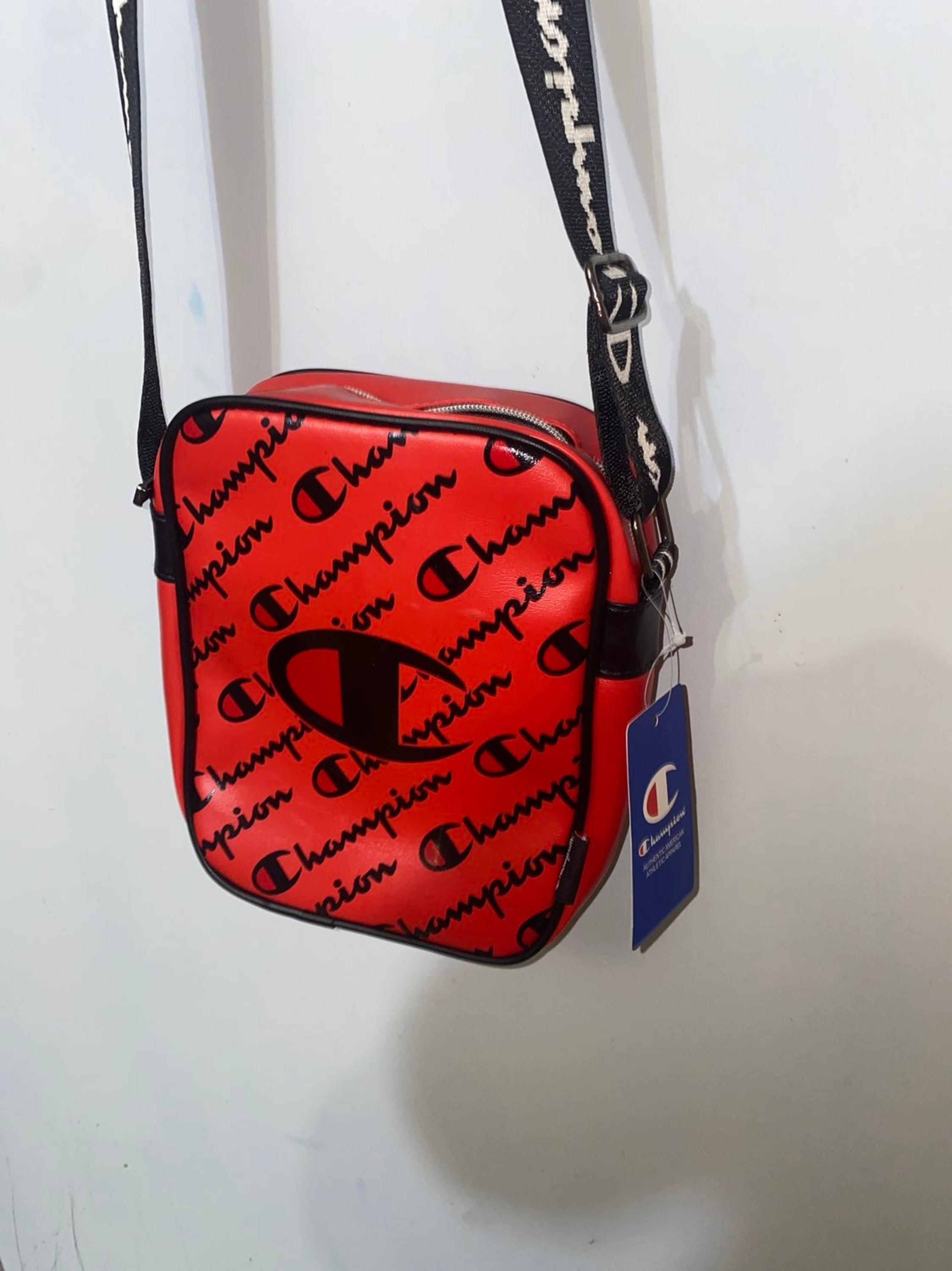 Champion crossbody bag (red & black)