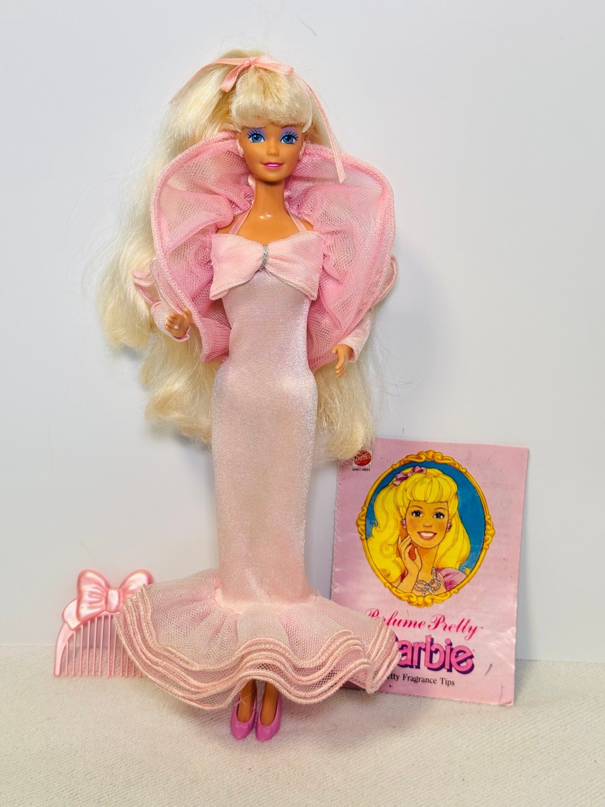 Vintage 1987 Mattel Perfume Pretty Barbie Doll- Near complete