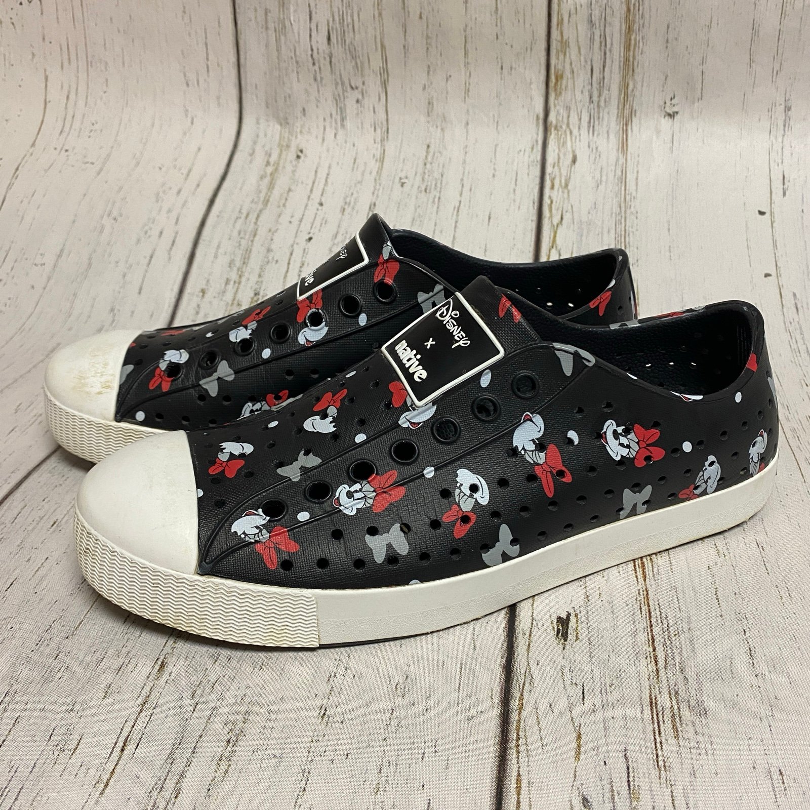 Native Shoes Disney Parks Minnie Mouse Shoes