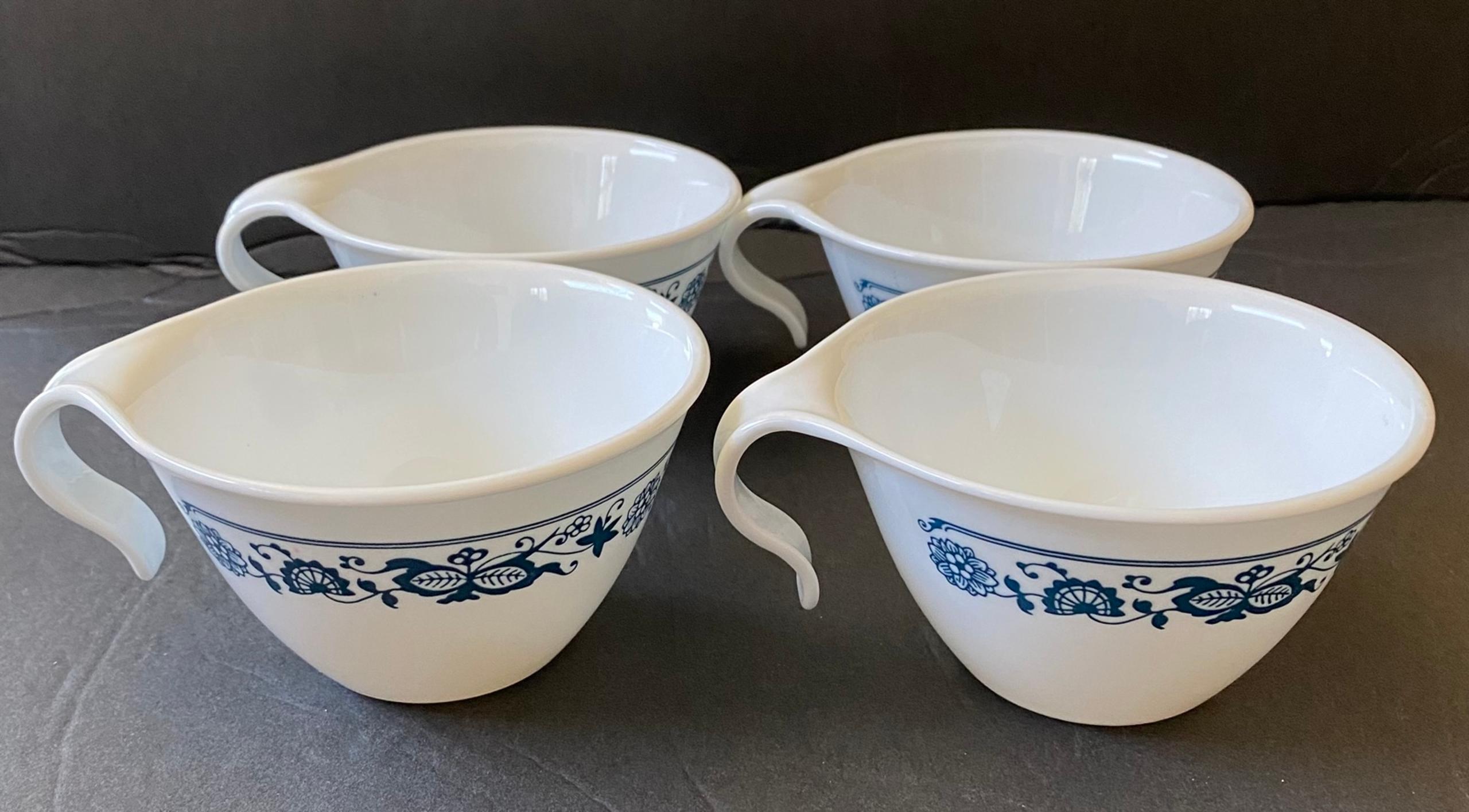 Corelle 4 Vintage Corelle Old Town Blue Onion Coffee/Tea Cups - Open Hook Handle