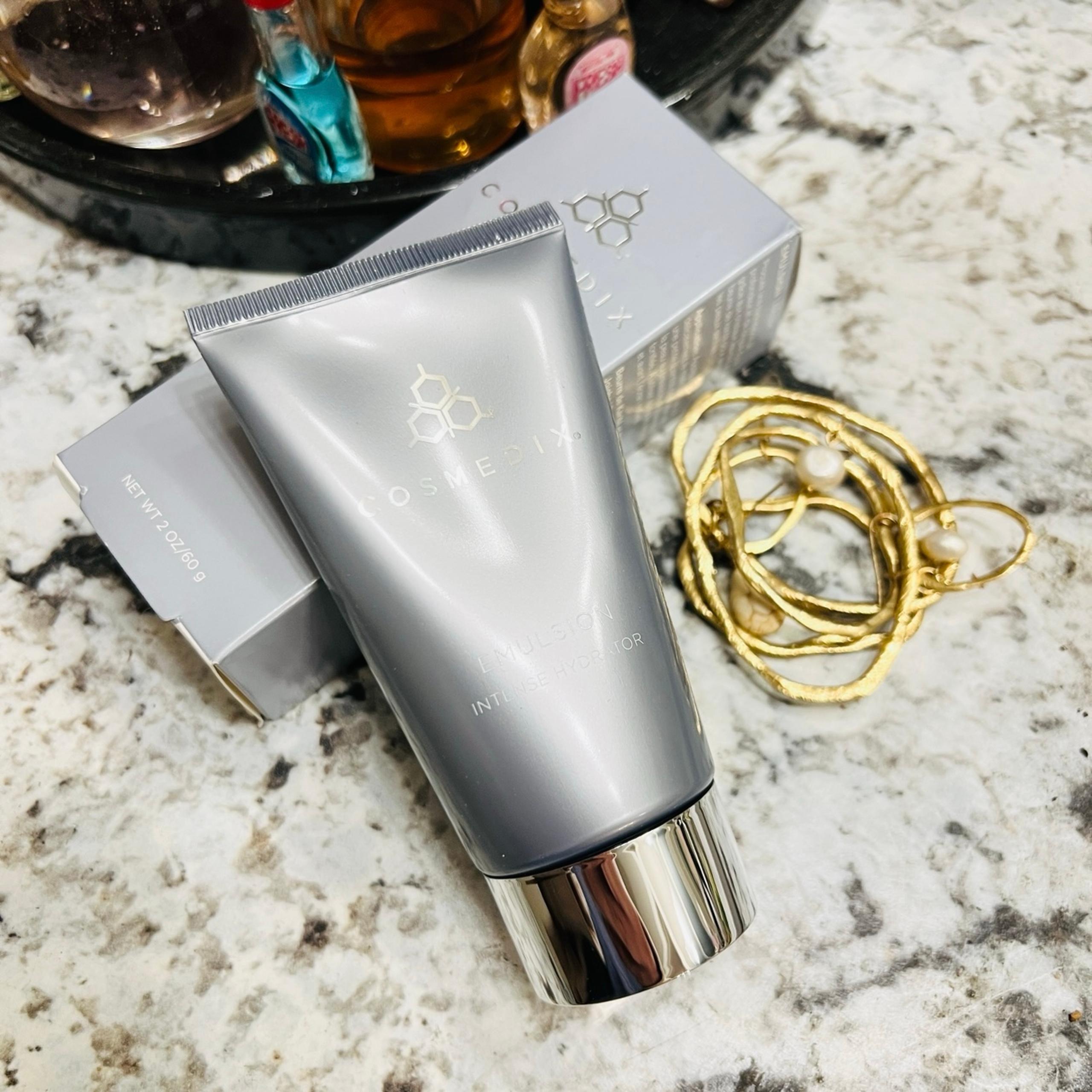 COSMEDIX Emulsion Intense Hydrating Face Moisturizer for Daily Skin Care